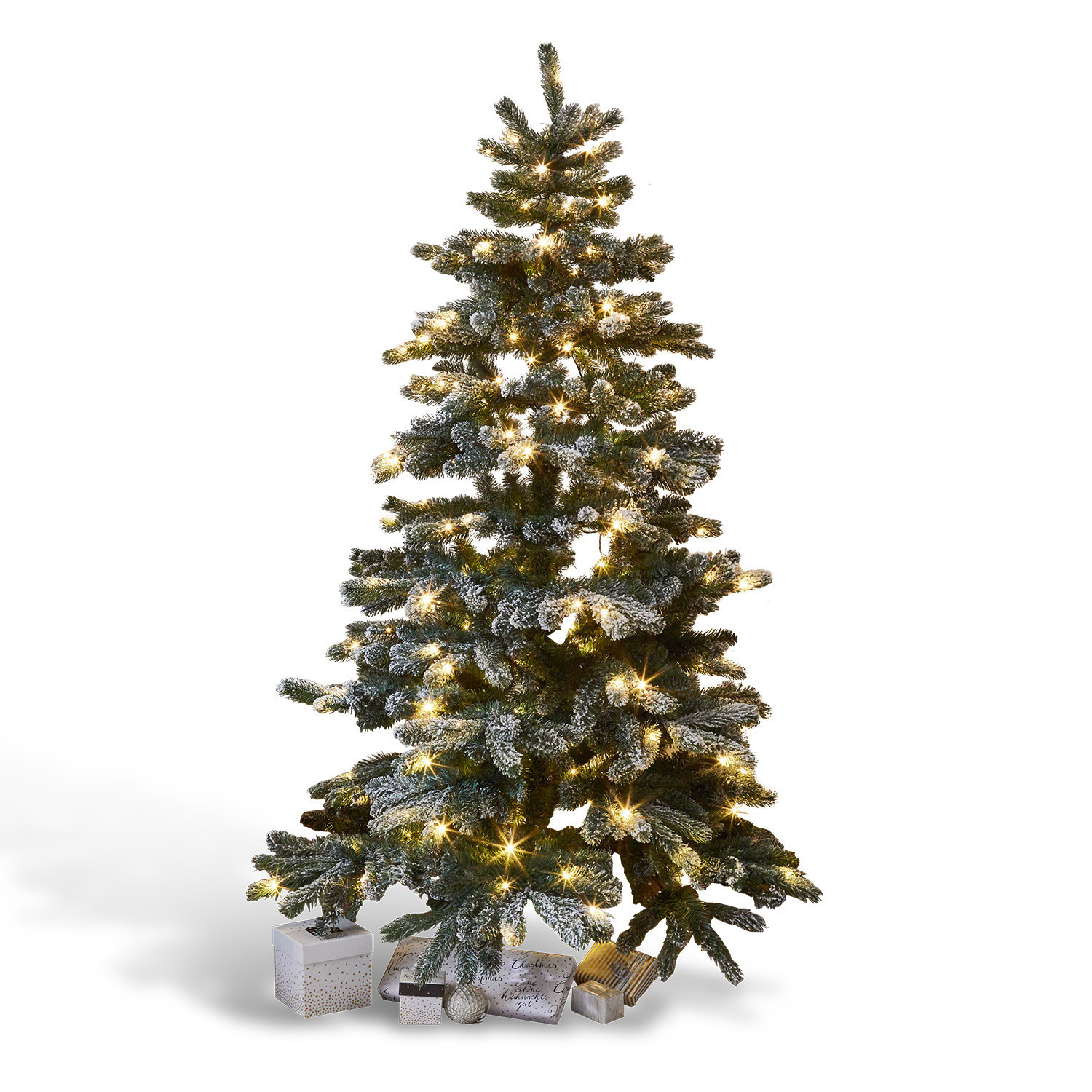 Weihnachtsbaum Mannier Künstlicher Weihnachtsbaum mit schneebedeckten Zweigen und warmen LED-Lichtern, Geschenke darunter.