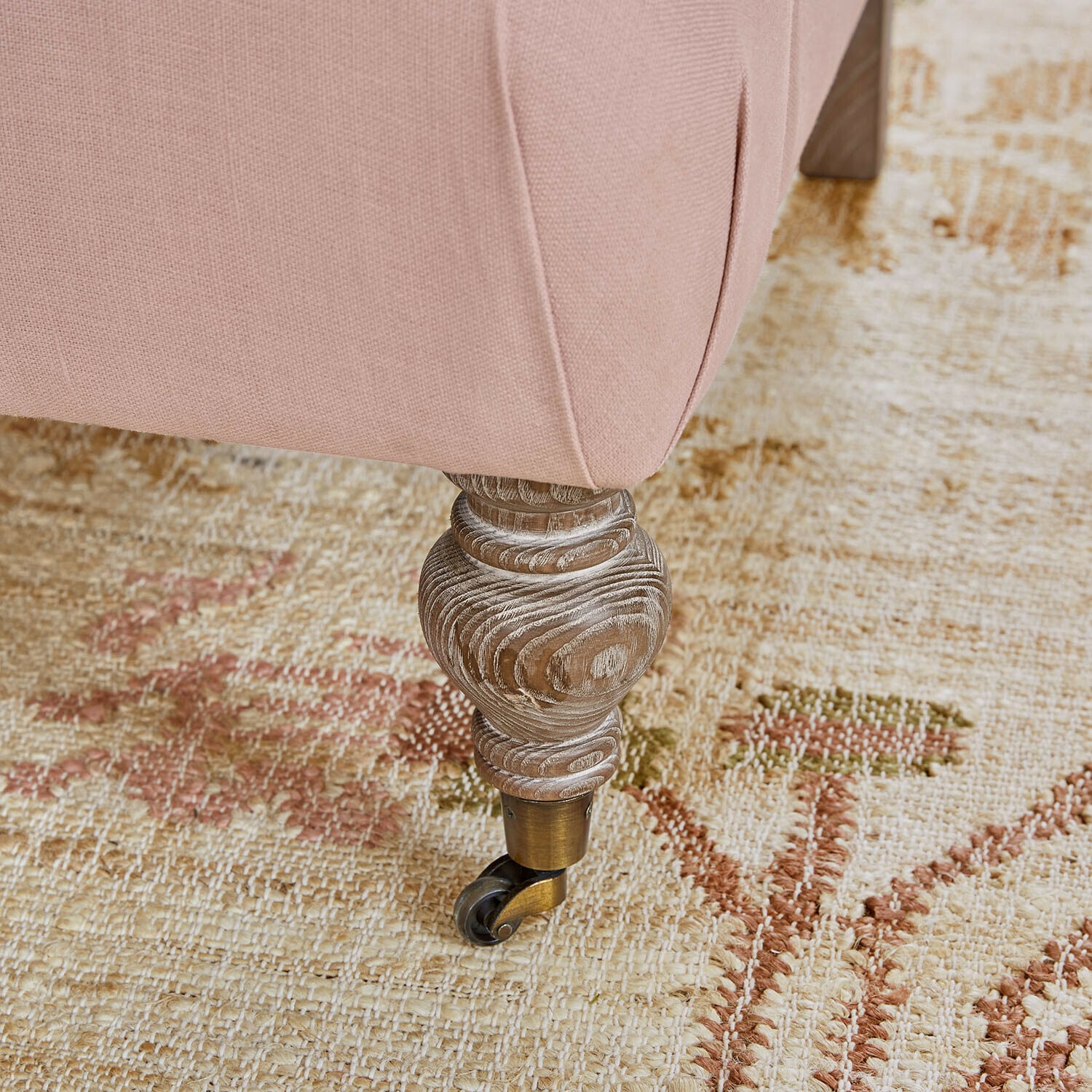 Sessel mit Hocker Rose de Lumière