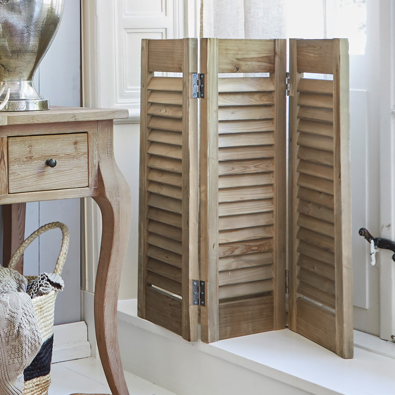 Shutter Stretton