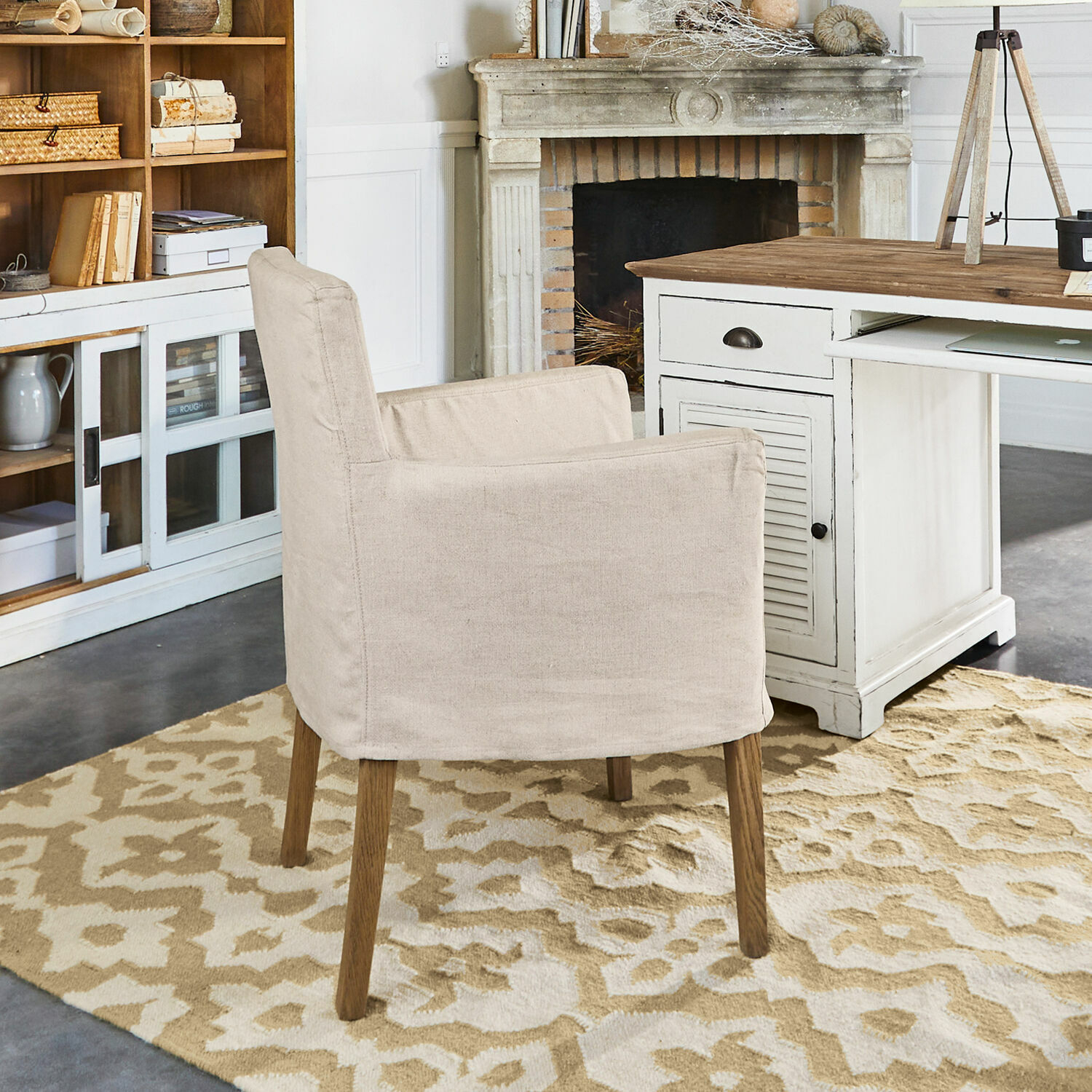 Stuhl Longhill, Edle abnehmbare Husse, Gestell aus Eichenholz, Dezenter & zeitloser Chic in leinen/braun