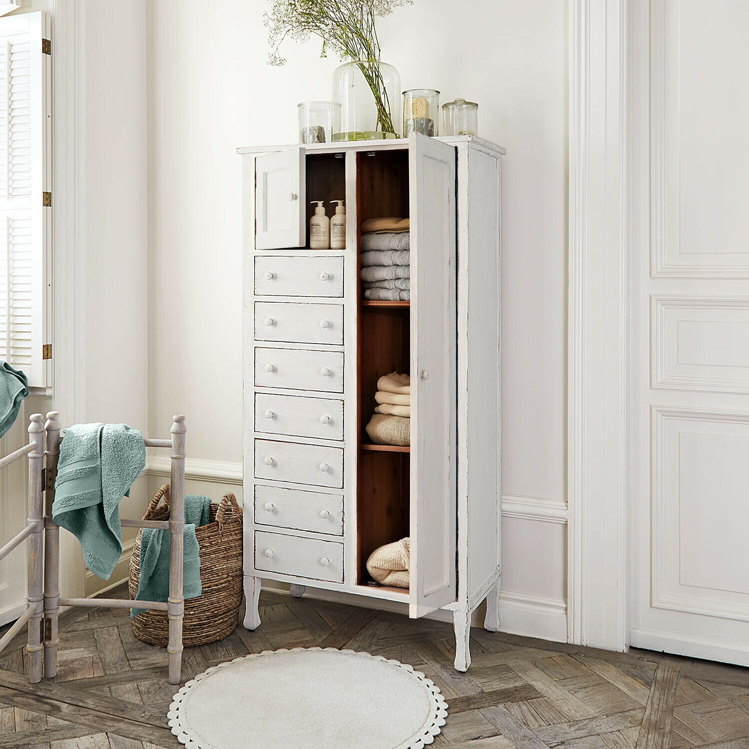Schrank Amourien