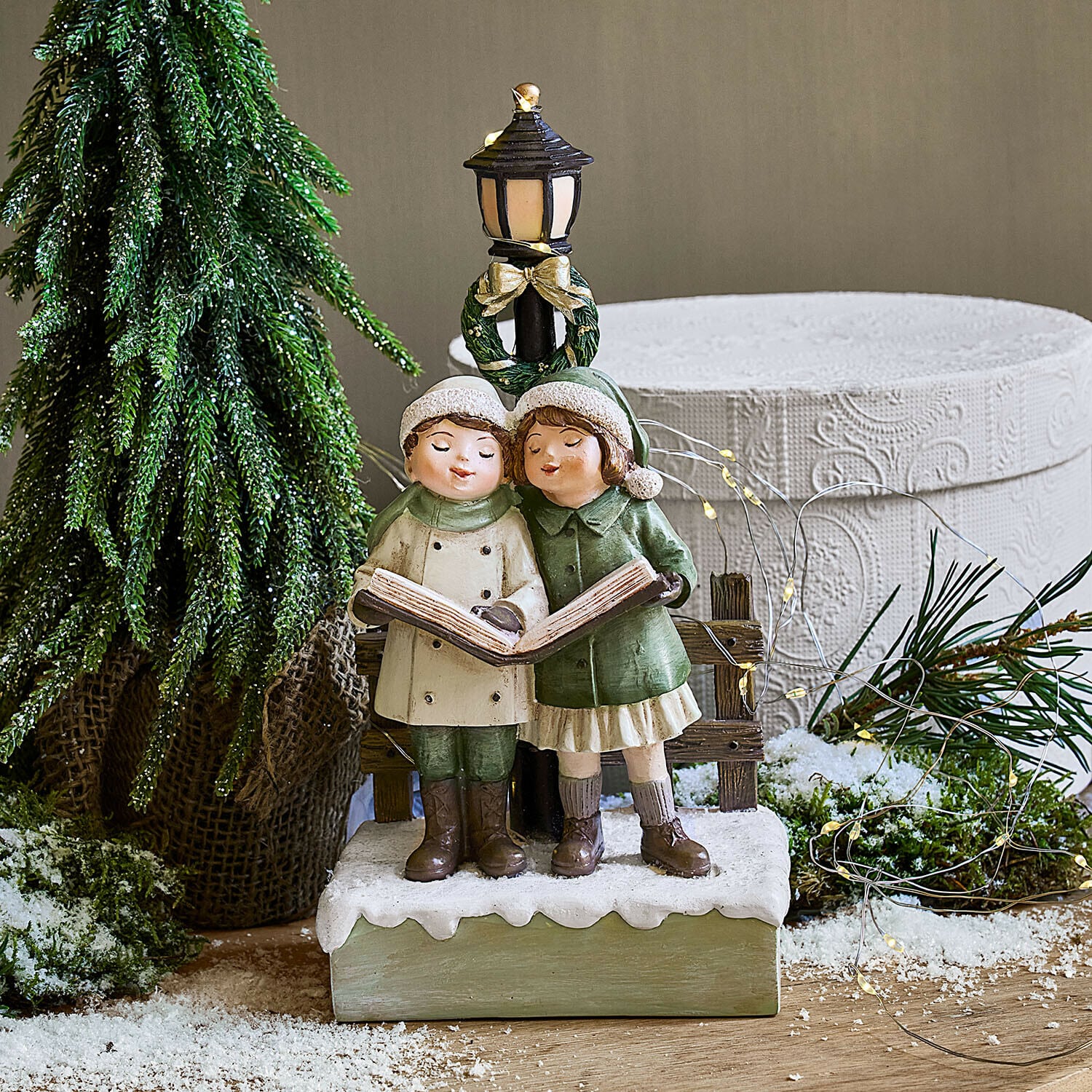 Deko-Kinder mit LED-Laterne Jerries Deko-Kinder mit LED-Laterne Jerries