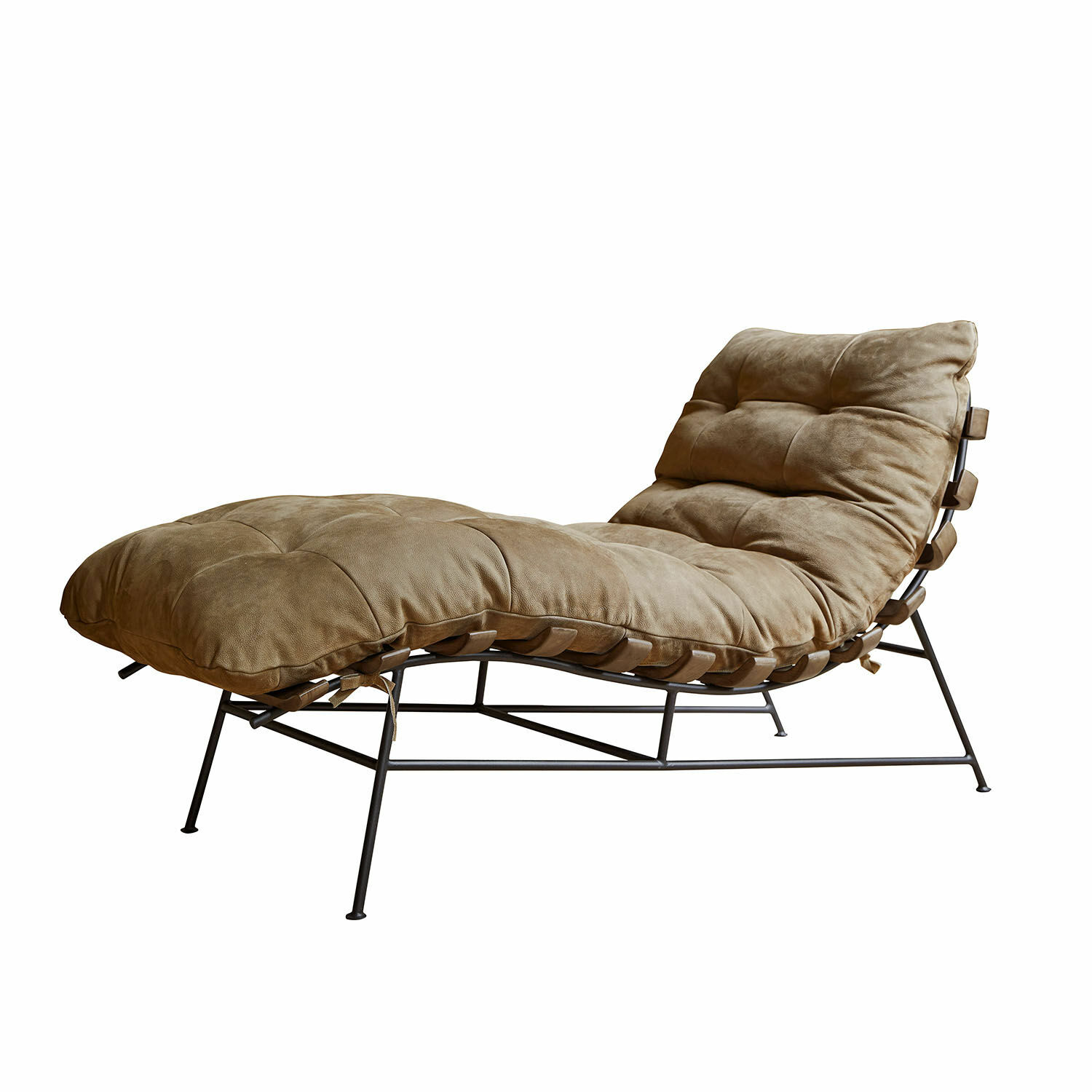 Chaiselongue Horraine Liege mit Metallgestell und weicher brauner Stoffpolsterung, komfortables Möbelstück