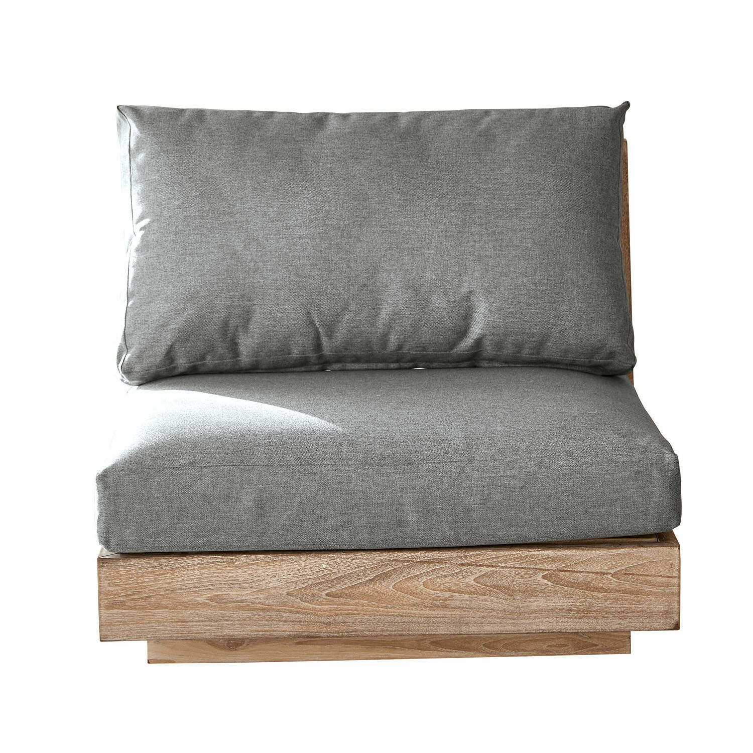 Graues Sofaelement mit Kissen auf natürlichem Holzsockel für ein modernes Wohnzimmer