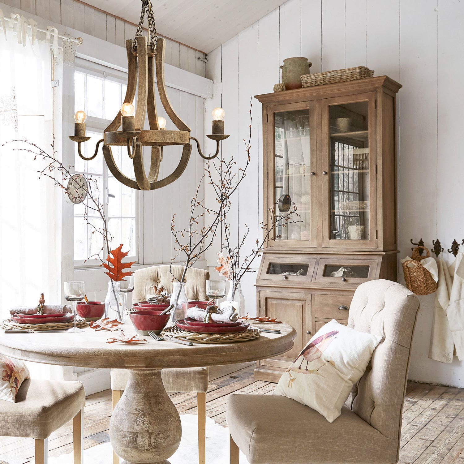 Schrank South Sanford