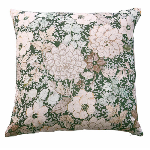 Dekoratives Baumwollkissen mit grün-beigem Blumenmuster, ideal für Wohn- und Schlafzimmer