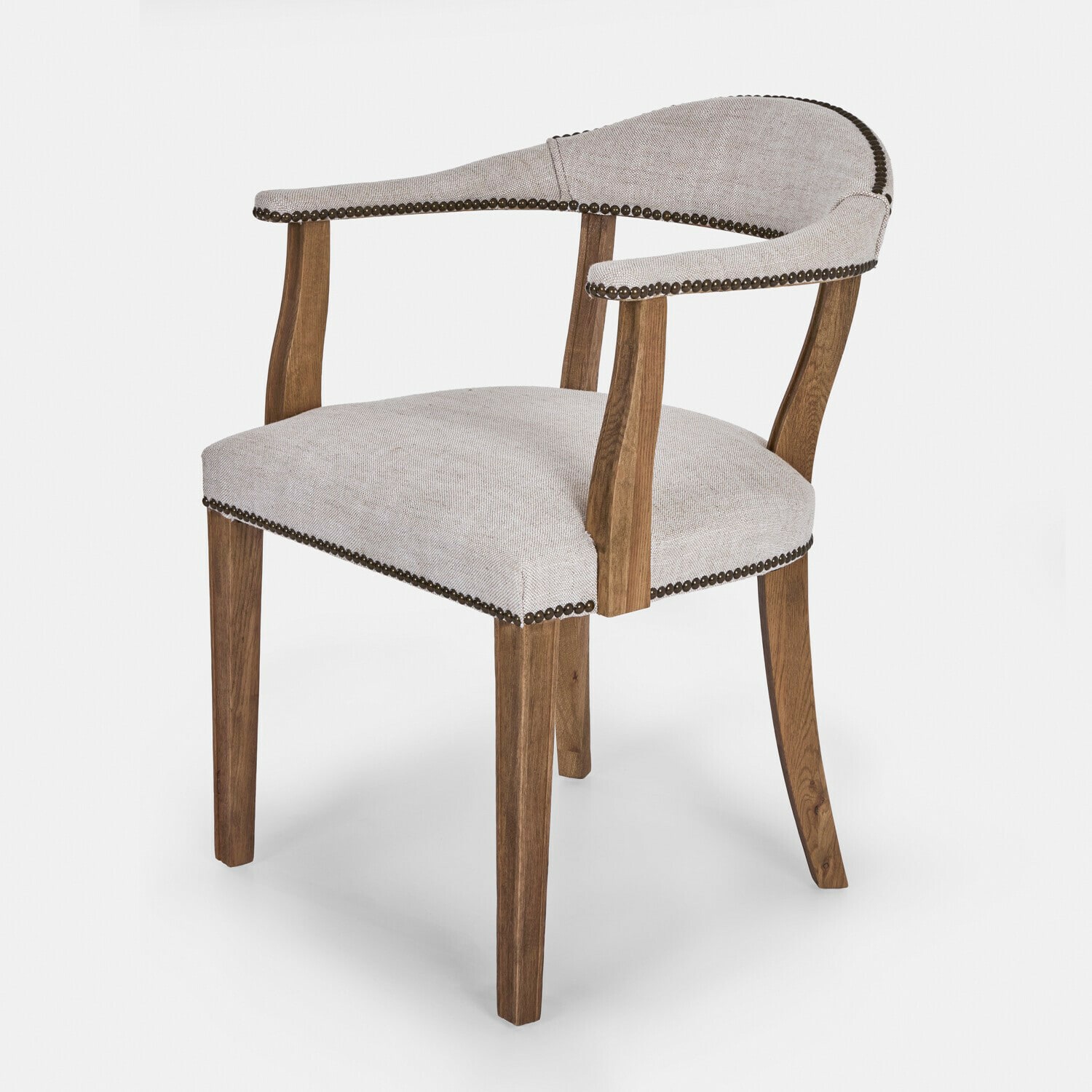 Stuhl mit hellgrauem Stoffbezug und Holzrahmen, verziert mit Metallnieten, Vintage-Stil