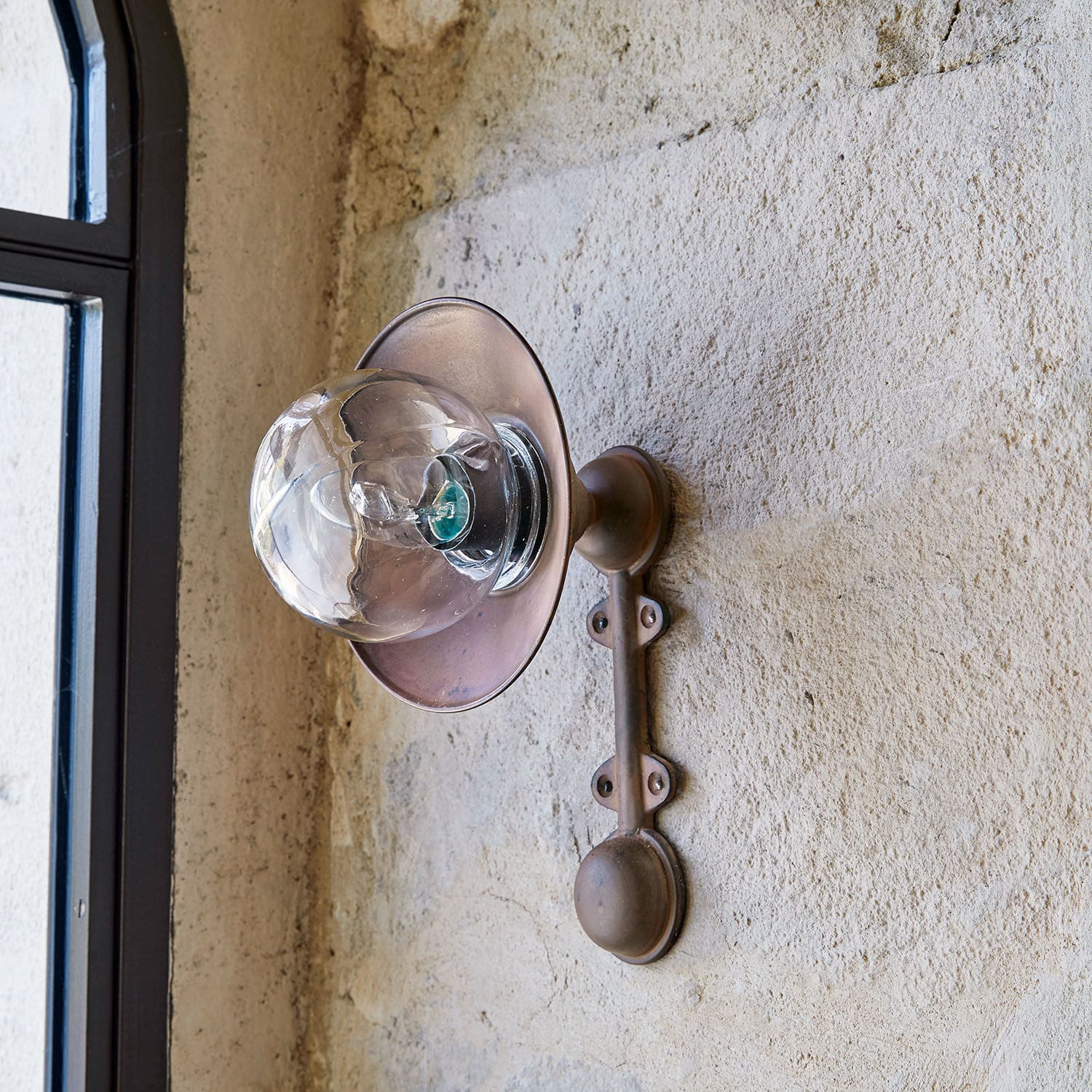 Aussenwand- & Deckenlampe Averjal