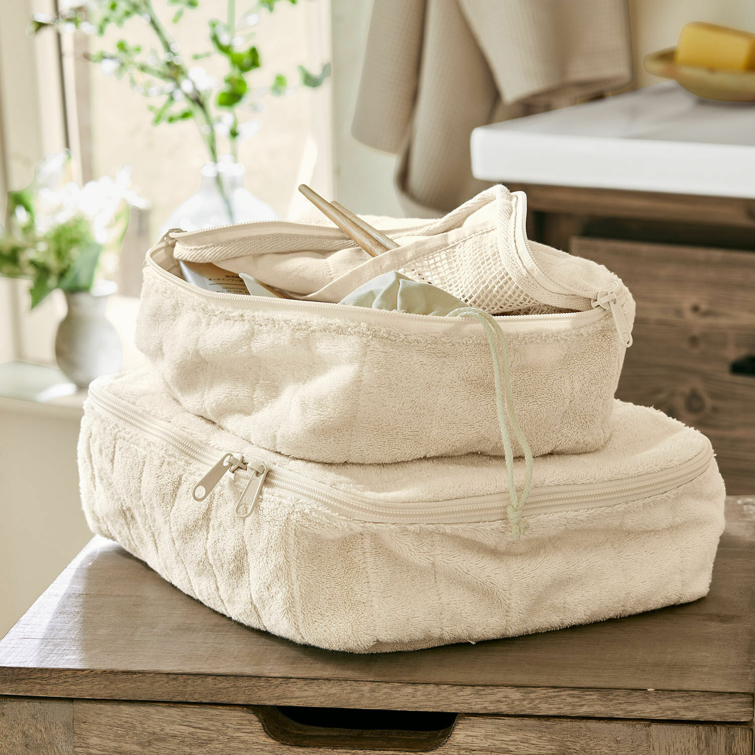 Kosmetiktasche 2er Set Invarel Beige weiches Frottee-Etui mit Reissverschluss zur Aufbewahrung im Haushalt