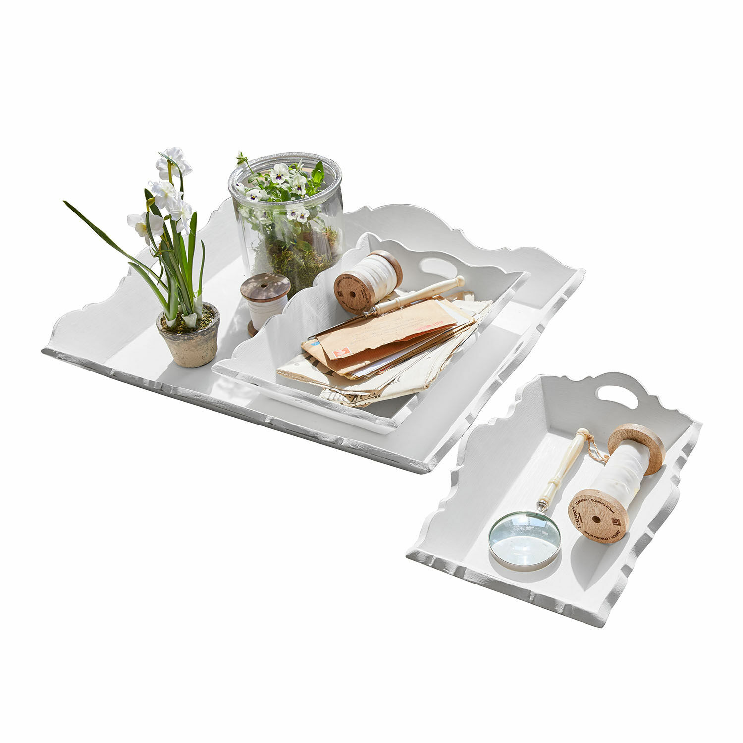 Tablett 3er Set Pirelo Set aus weissen Holztabletts mit dekorativen Kanten, Wohnaccessoires und Dekorationen