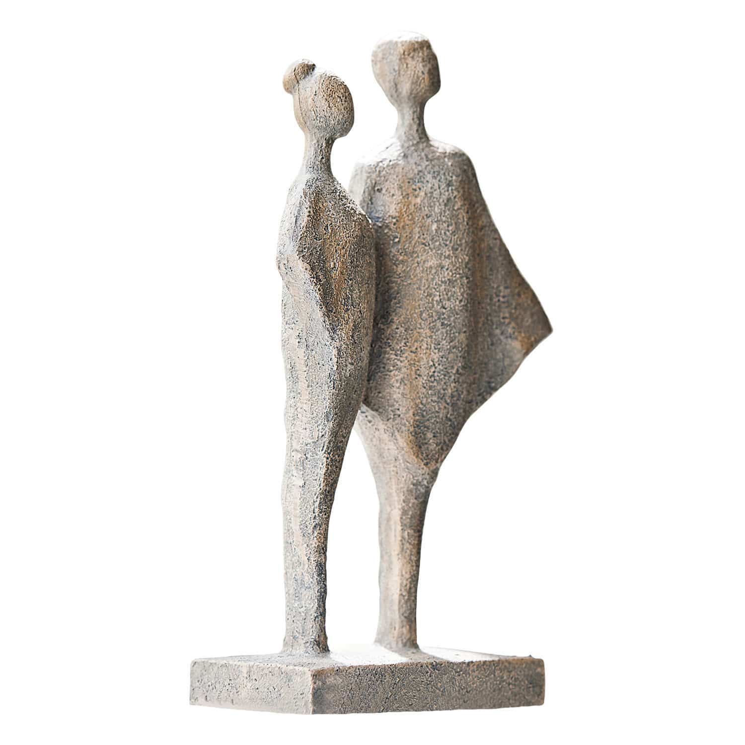 Skulptur Teslin Dekorative Skulptur aus grauem Stein mit zwei Figuren auf rechteckigem Sockel, moderne Wohnraumdekoration