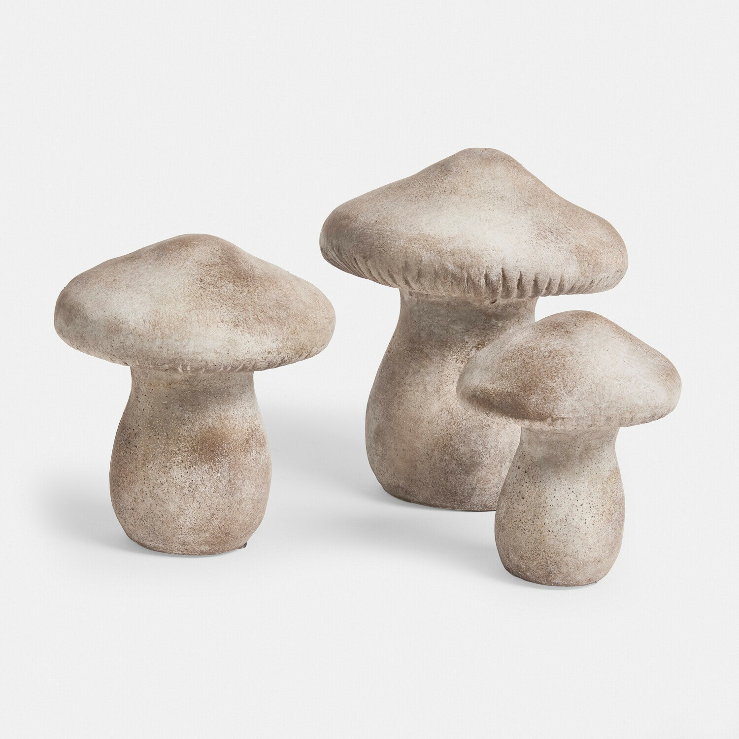 Deko-Pilz 3er Set Rynmor Drei dekorative Pilze aus Beton in natürlichem Beige für Wohn- und Gartendekoration
