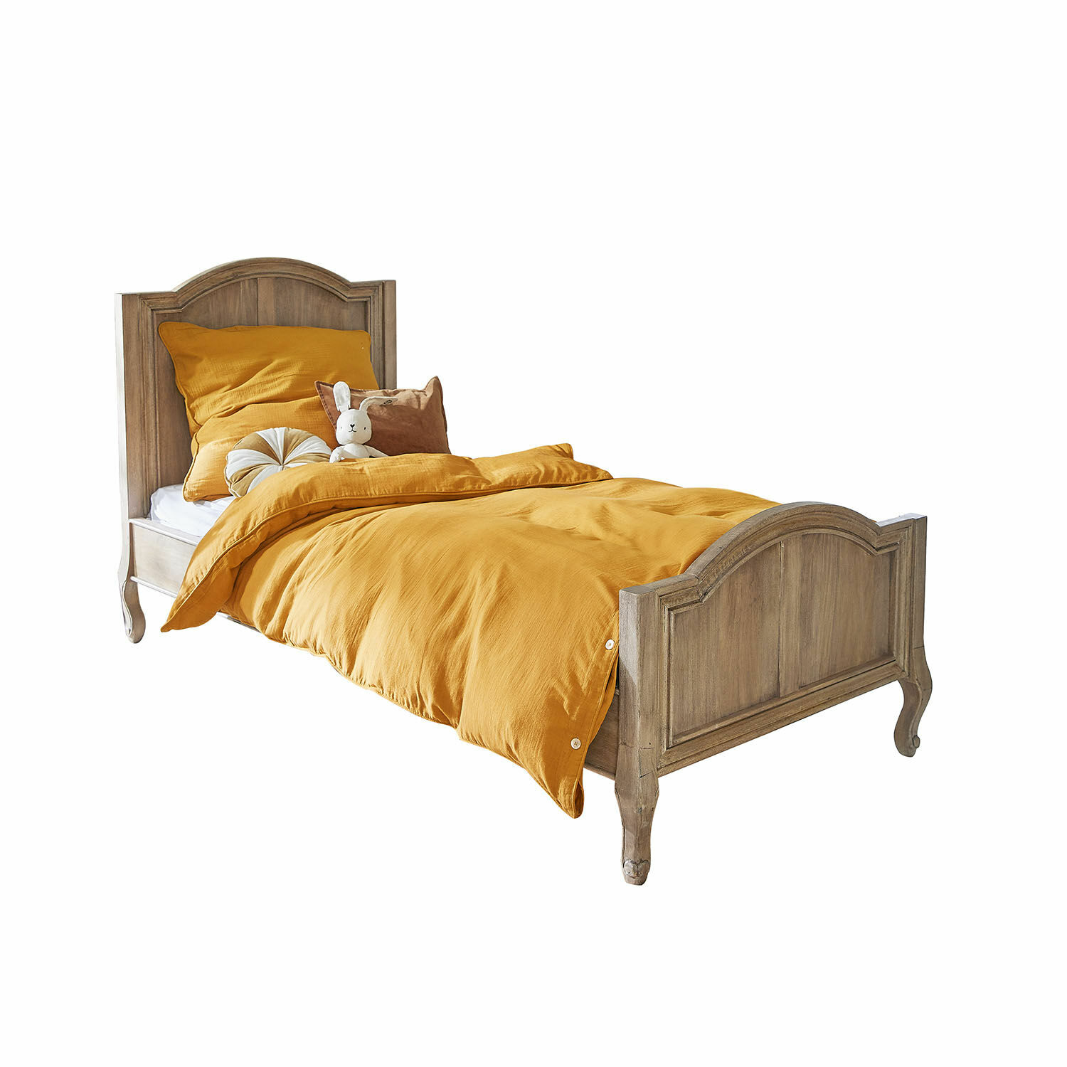 Einzelbett Rêverine Holzbett mit orangefarbener Bettwäsche und weichen Kissen, rustikaler Stil fürs Schlafzimmer