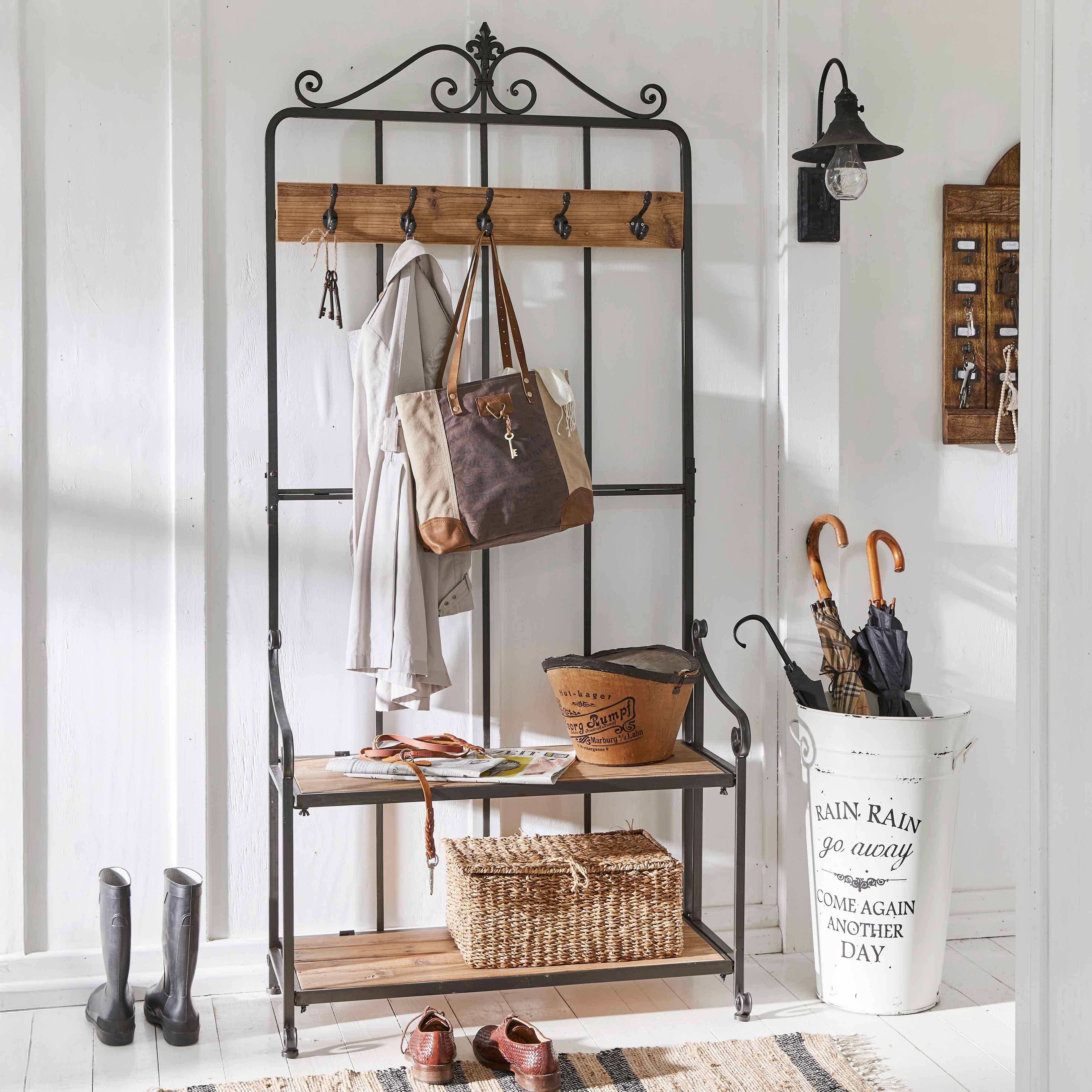 Metallgarderobe mit Holzablage und Haken im Vintage-Stil für Flur mit Accessoires