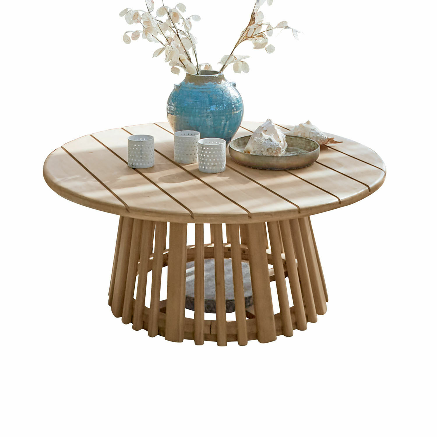 Couchtisch FSC®-100% Tewsbury Runder Couchtisch aus hellem Holz mit Dekorationen auf der Tischplatte für das Wohnzimmer