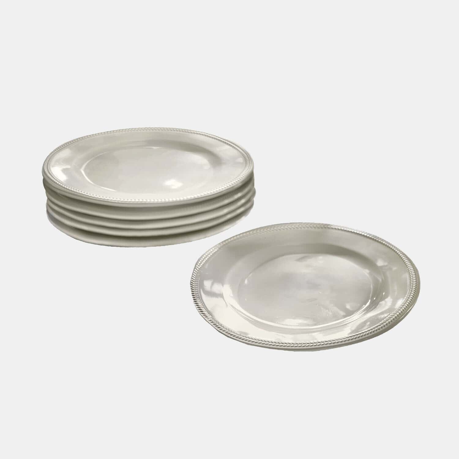 Set weisse Keramikteller mit dekorativem Rand, ideal zum eleganten Servieren von Speisen