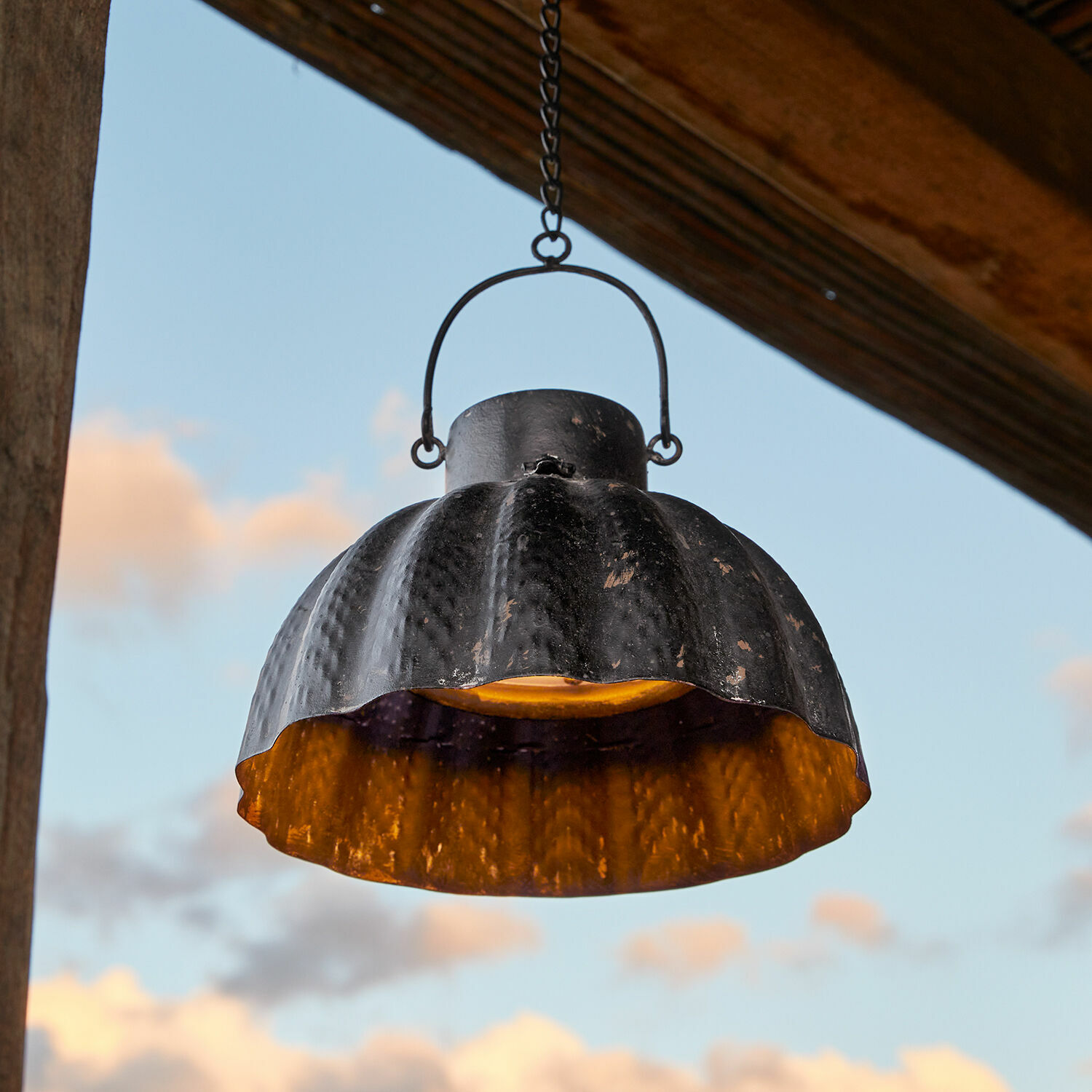 LED-Hängelaterne Cordinne Hängelampe aus schwarzem Metall mit warmem orangefarbenem Licht, Industrie-Stil für Innen- und Aussenbereich