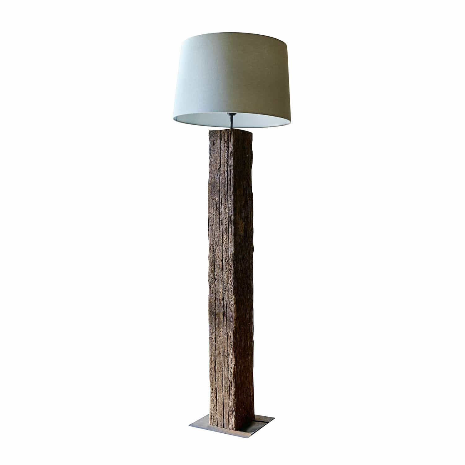 Stehlampe Plouvien