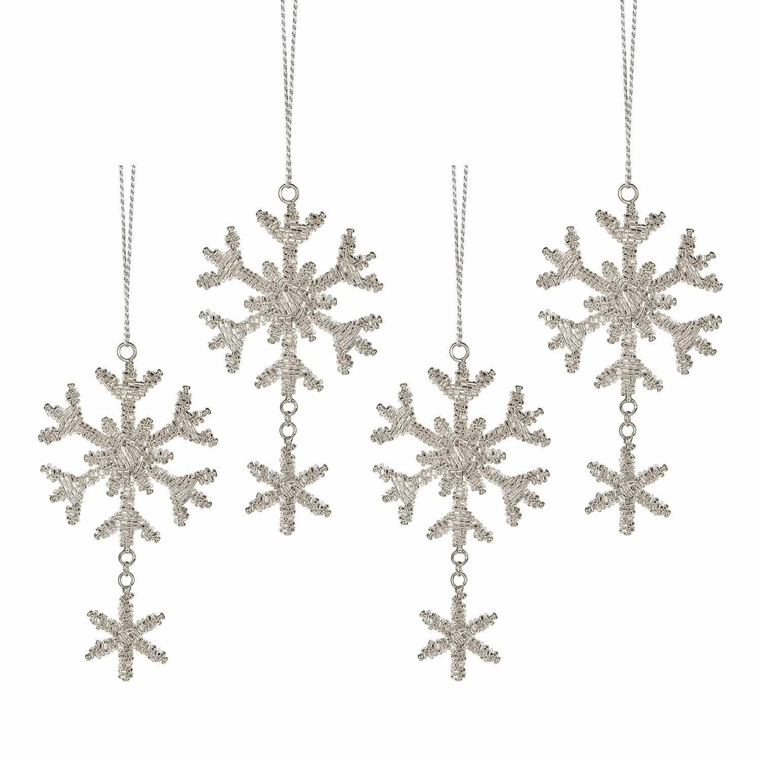 Weihnachtsschmuck 4er Set Kiresta Set silberner Weihnachtsanhänger in Schneeflockenform aus Perlen zum Aufhängen am Baum