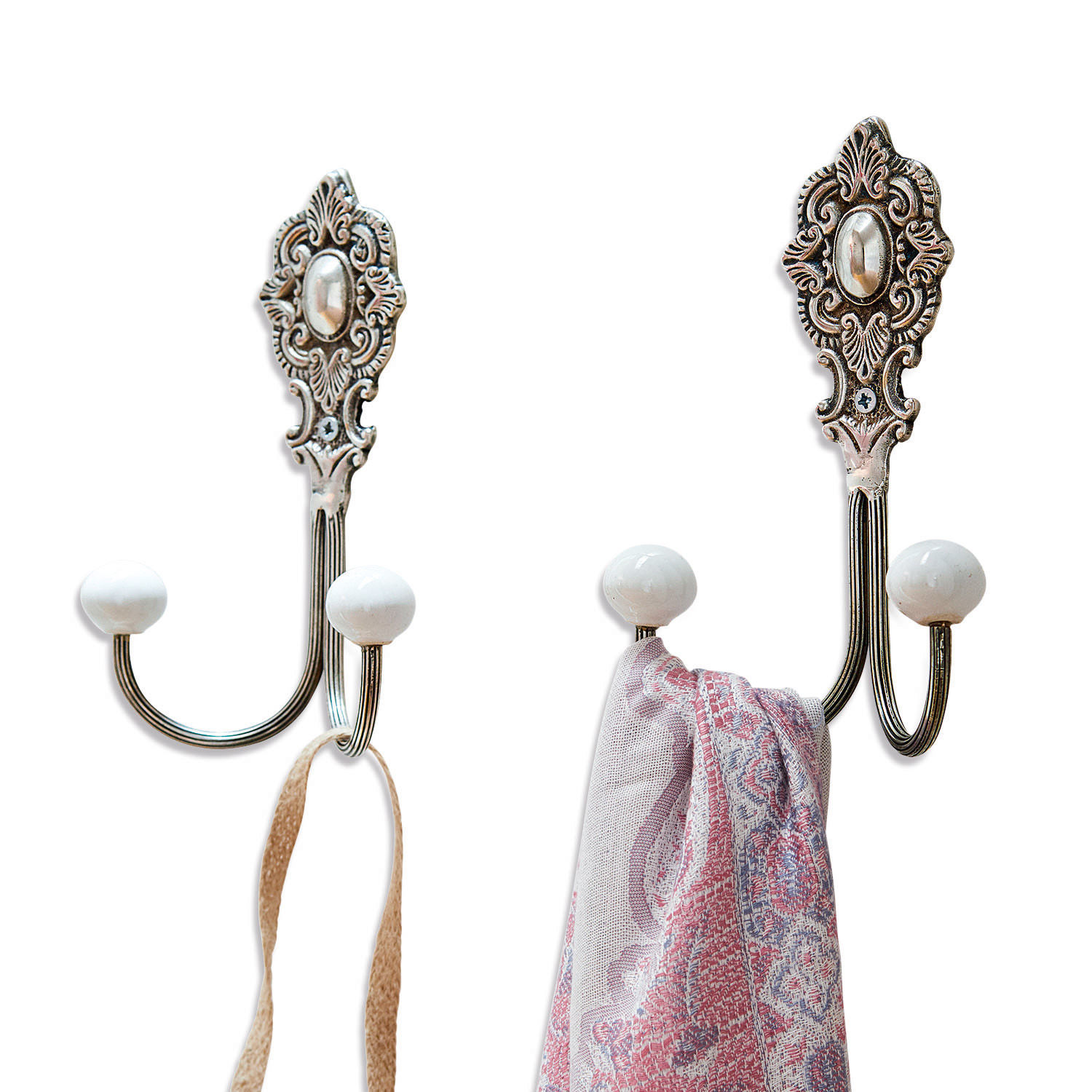 Haken 2er Set Millar Metall-Wandhaken mit weissen Keramikkugeln und dekorativem Vintage-Muster