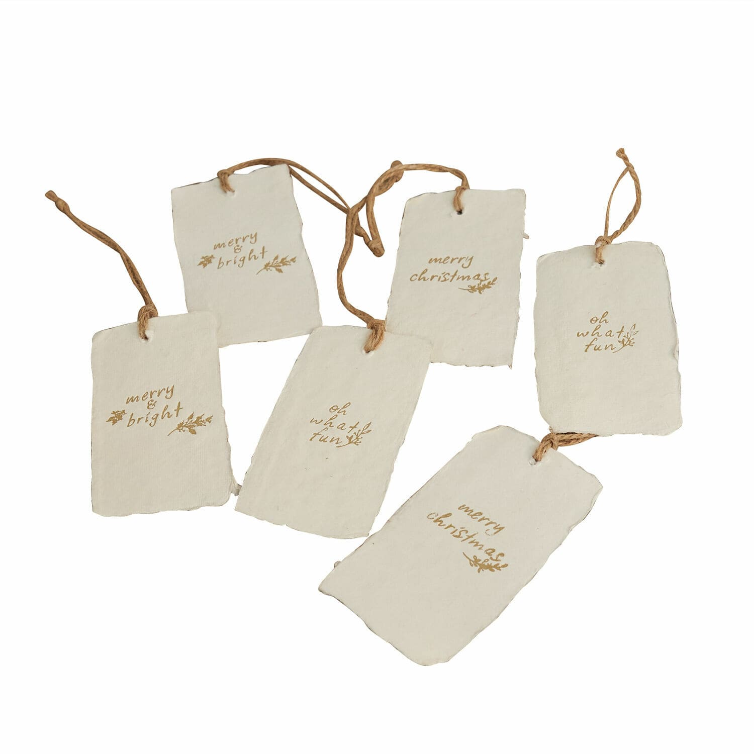 Anhänger 6er Set Aamira Set aus sechs weissen Papieranhängern mit braunen Schriftzügen und Schnüren für Weihnachtsdekoration