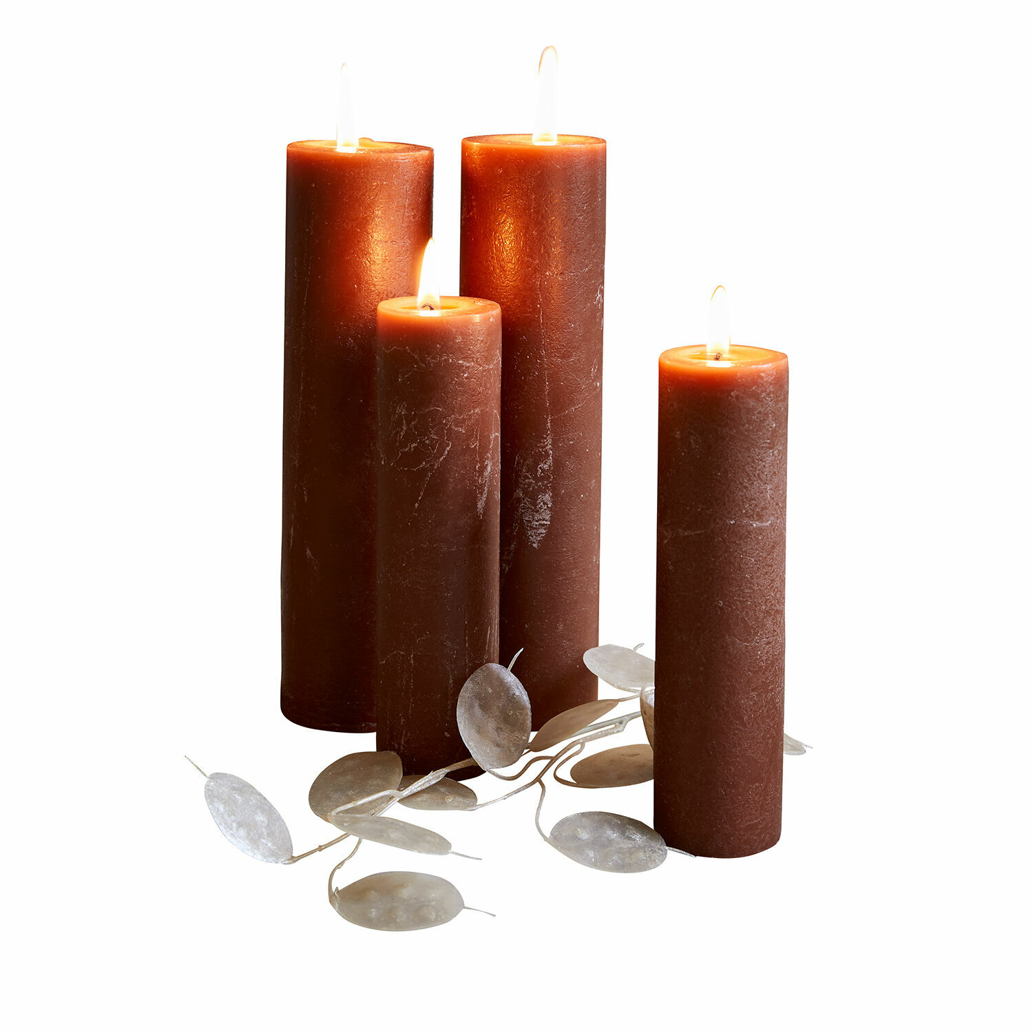 Kerze 4er Set Avinal Set aus vier braunen Kerzen aus Naturwachs mit dekorativen Blättern, ideal für die Wohnraumdekoration