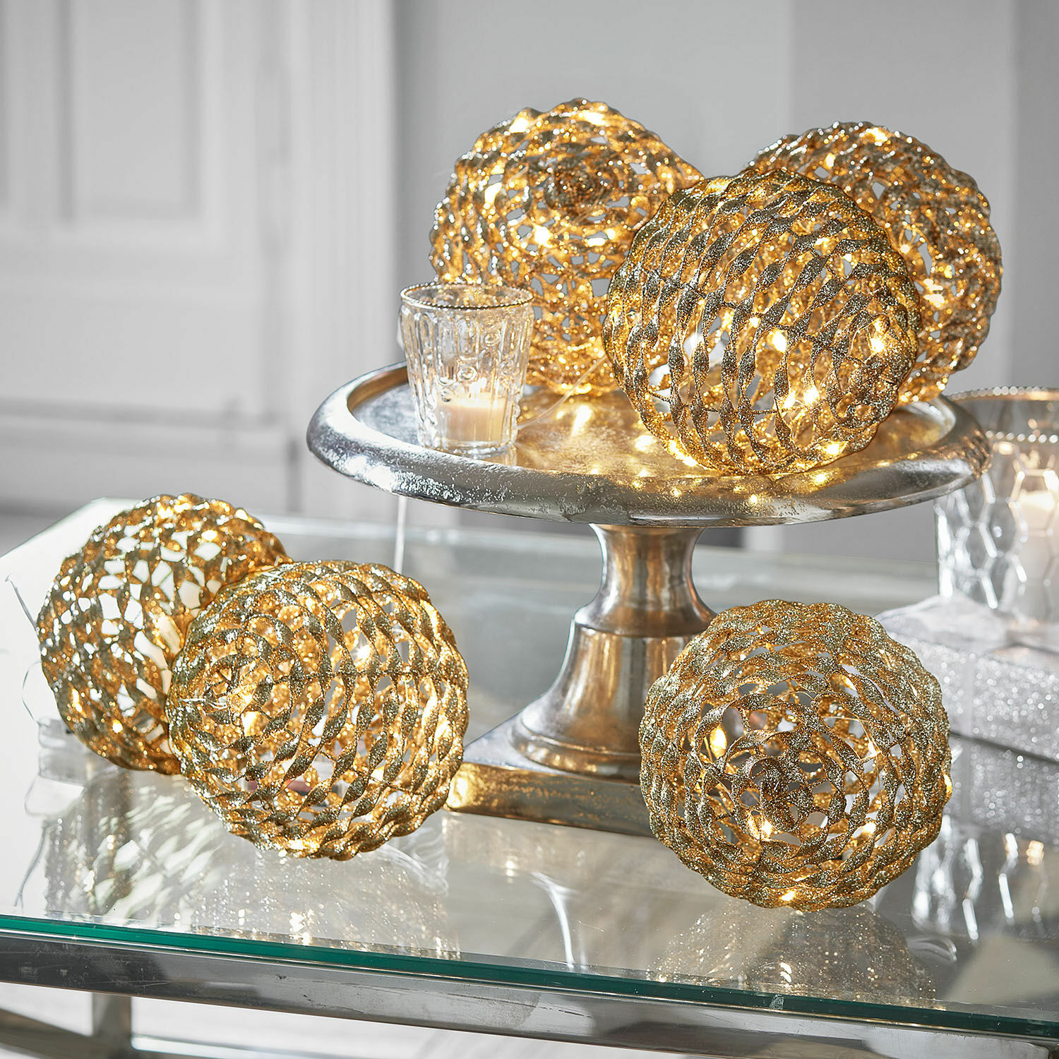 LED-Leuchtkugel 6er Set Serivane