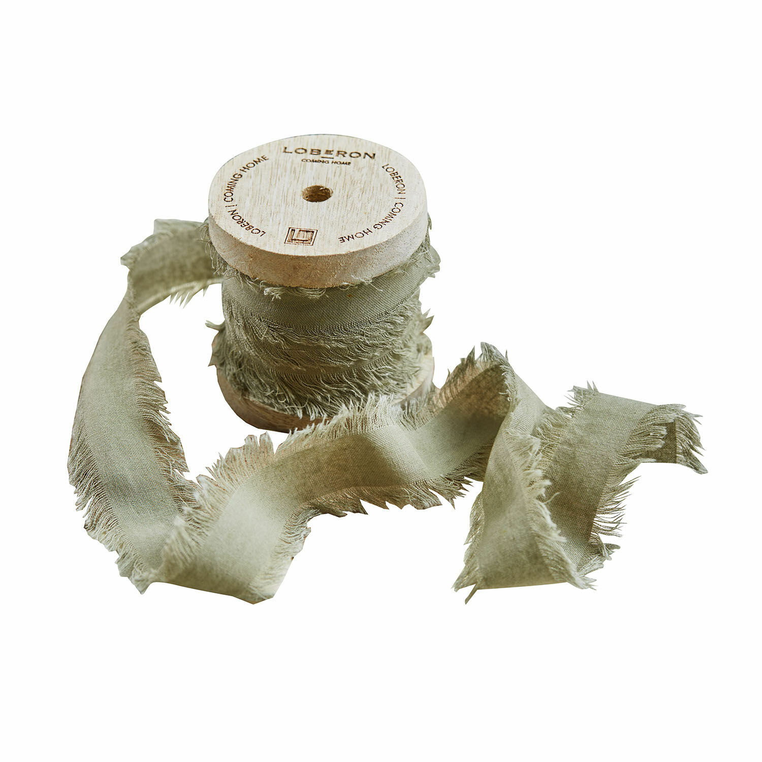 Hellgrünes Baumwollband Celoria auf Holzspule für Dekoration und Bastelarbeiten