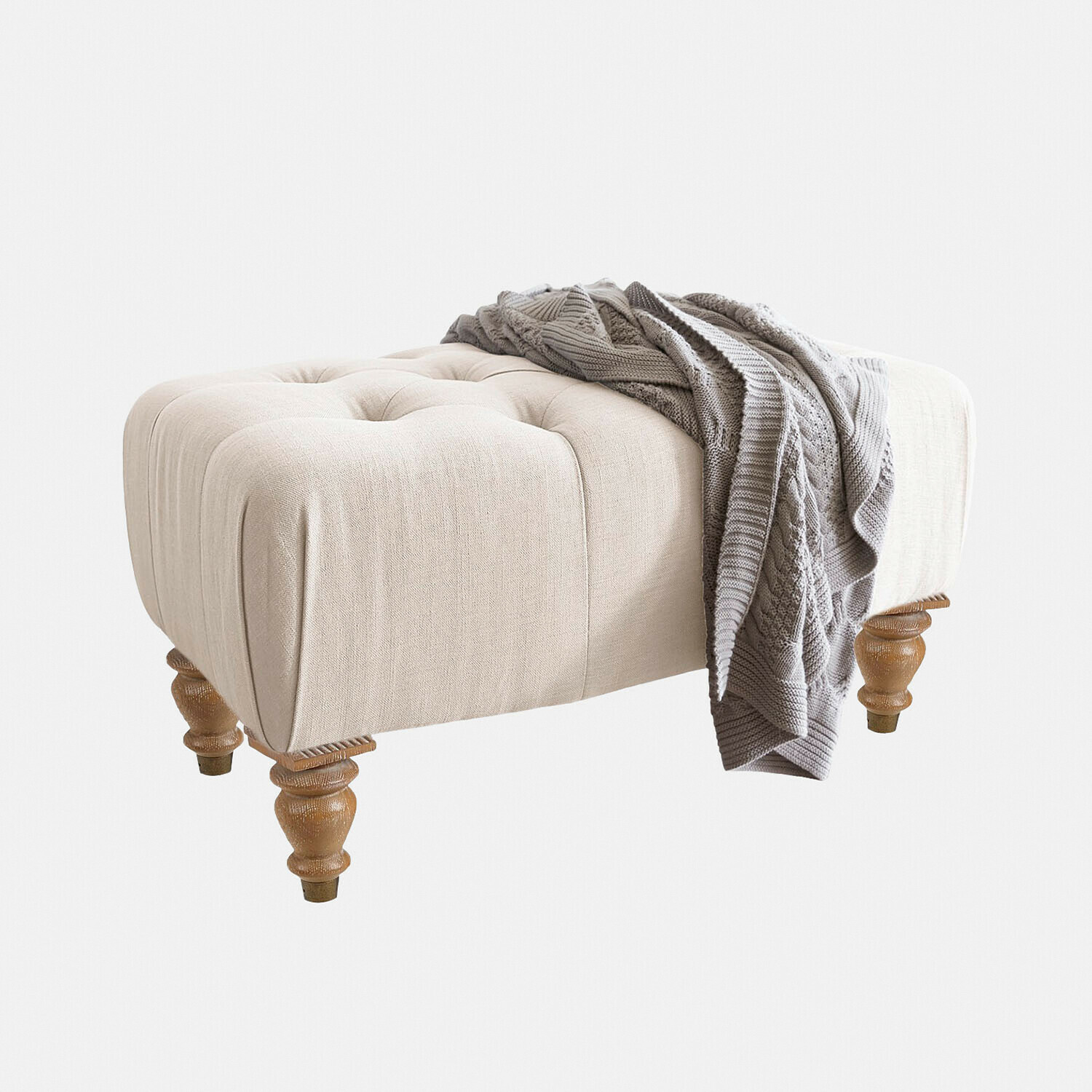 Hocker Durance Beiger, gepolsterter Hocker mit Holzbeinen und grauer Strickdecke für Wohnzimmer