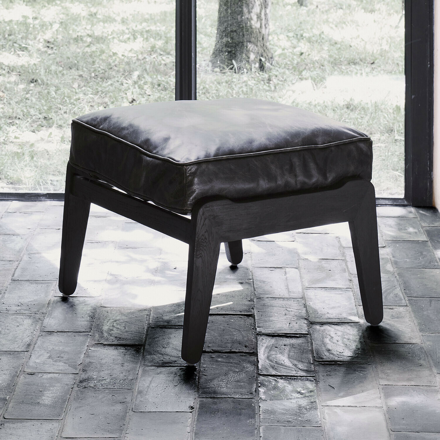 Hocker Cliftone Hocker Cliftone