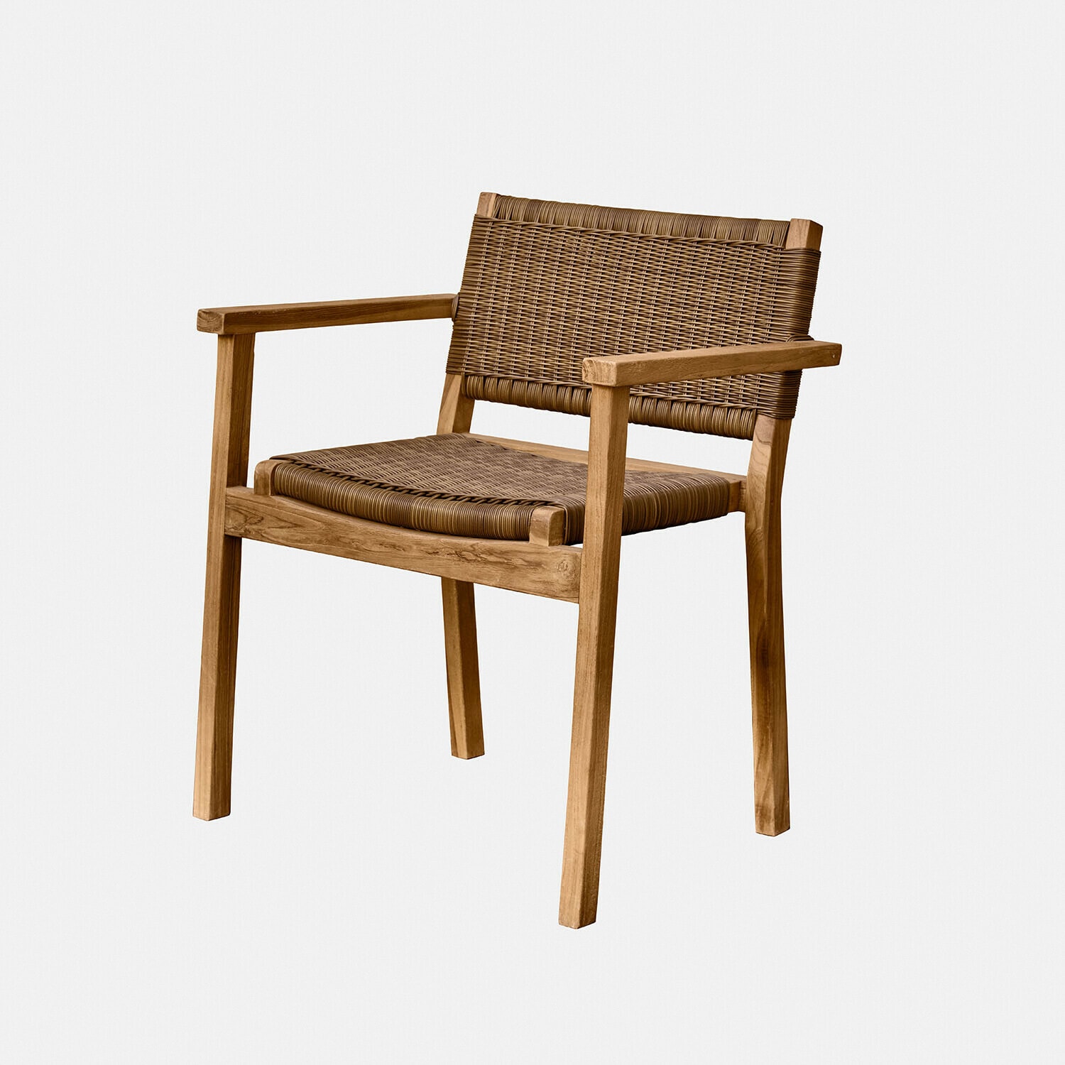 Stuhl aus Teakholz mit braunem Geflecht, geeignet für Garten und Wohnbereich