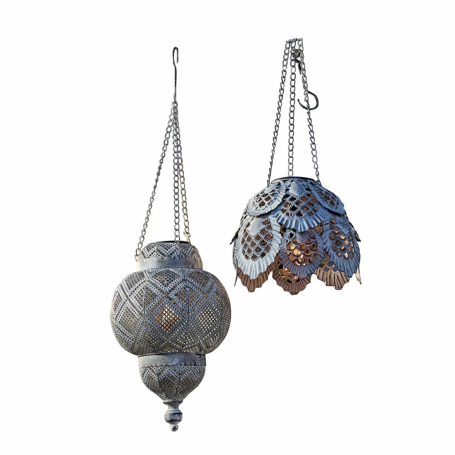 Solar-Hängelaterne 2er Set Paale Zwei hängende Laternen aus grauem, filigranem Metall, dekorative Beleuchtung für Innen- und Aussenbereich