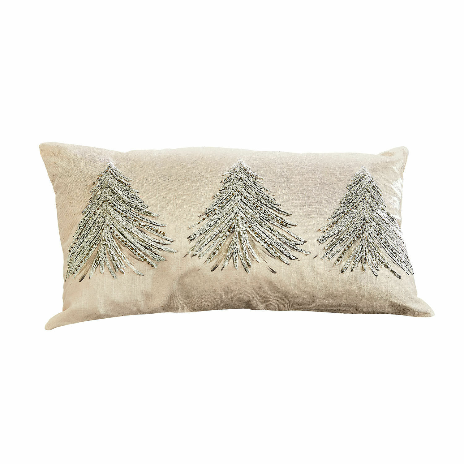 Beige Dekokissen aus Baumwolle mit silbernen Tannenbaum-Stickereien für gemütliche Wohnräume
