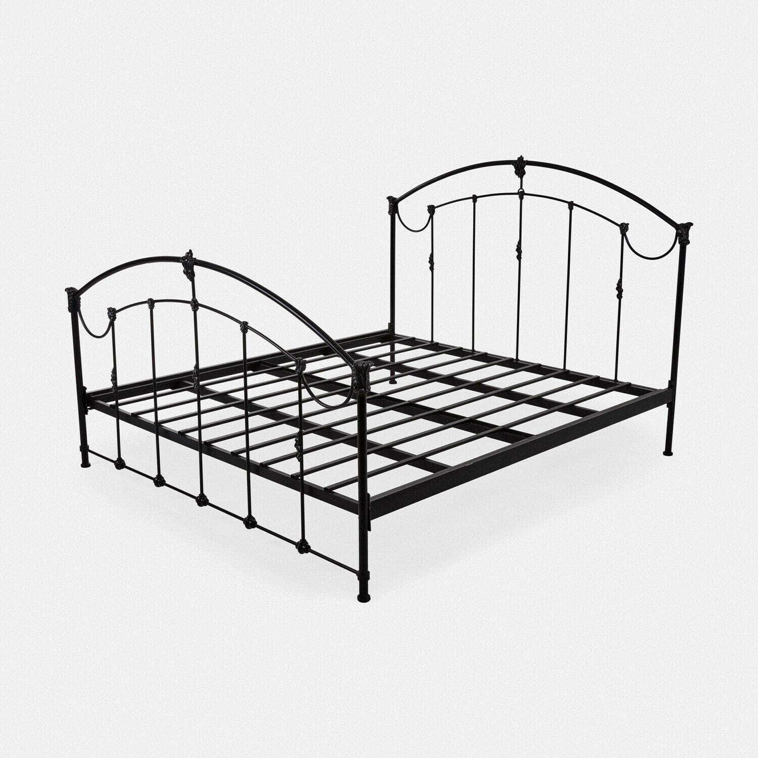 Schwarzes Metallbett mit dekorativen Details und Rahmen ohne Matratze