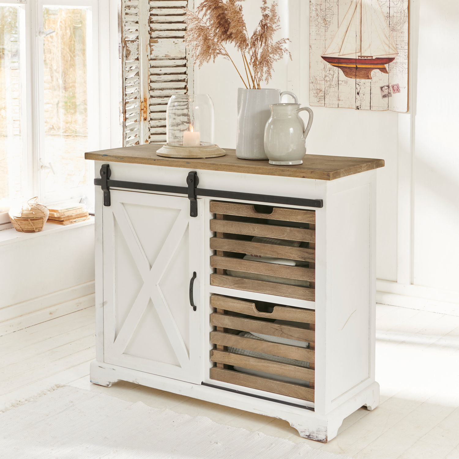 Kommode Bastid Weisse Holzkommode mit Naturholzplatte und rustikalen Schubladen im Landhausstil für das Wohnzimmer
