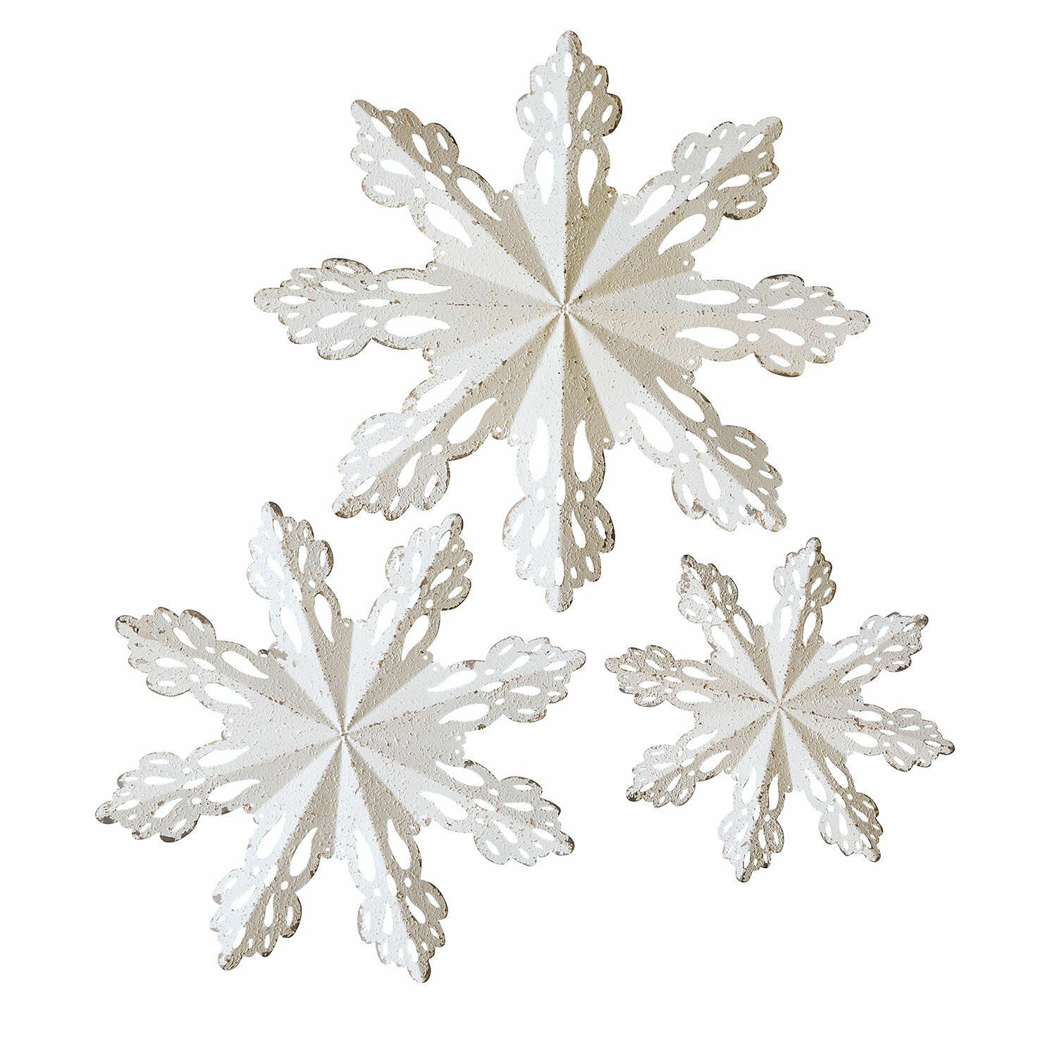 Deko-Ornament 3er Set Lirvaya Set mit drei weissen Metall-Schneeflocken mit filigranem Muster, winterliche Dekoration