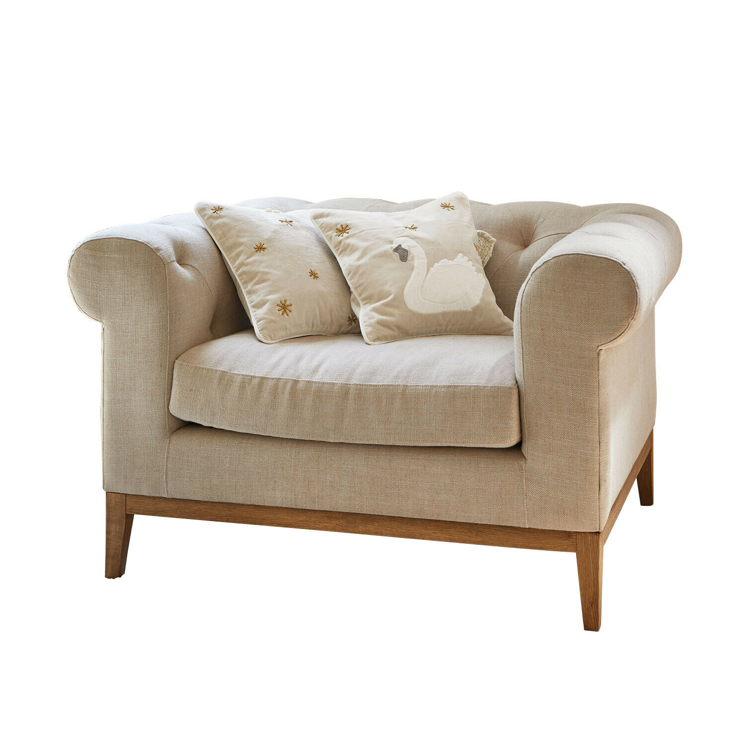 Sessel Fairbourne Beiges Stoffsofa mit Holzgestell und zwei dekorativen Kissen mit Schwan-Stickerei
