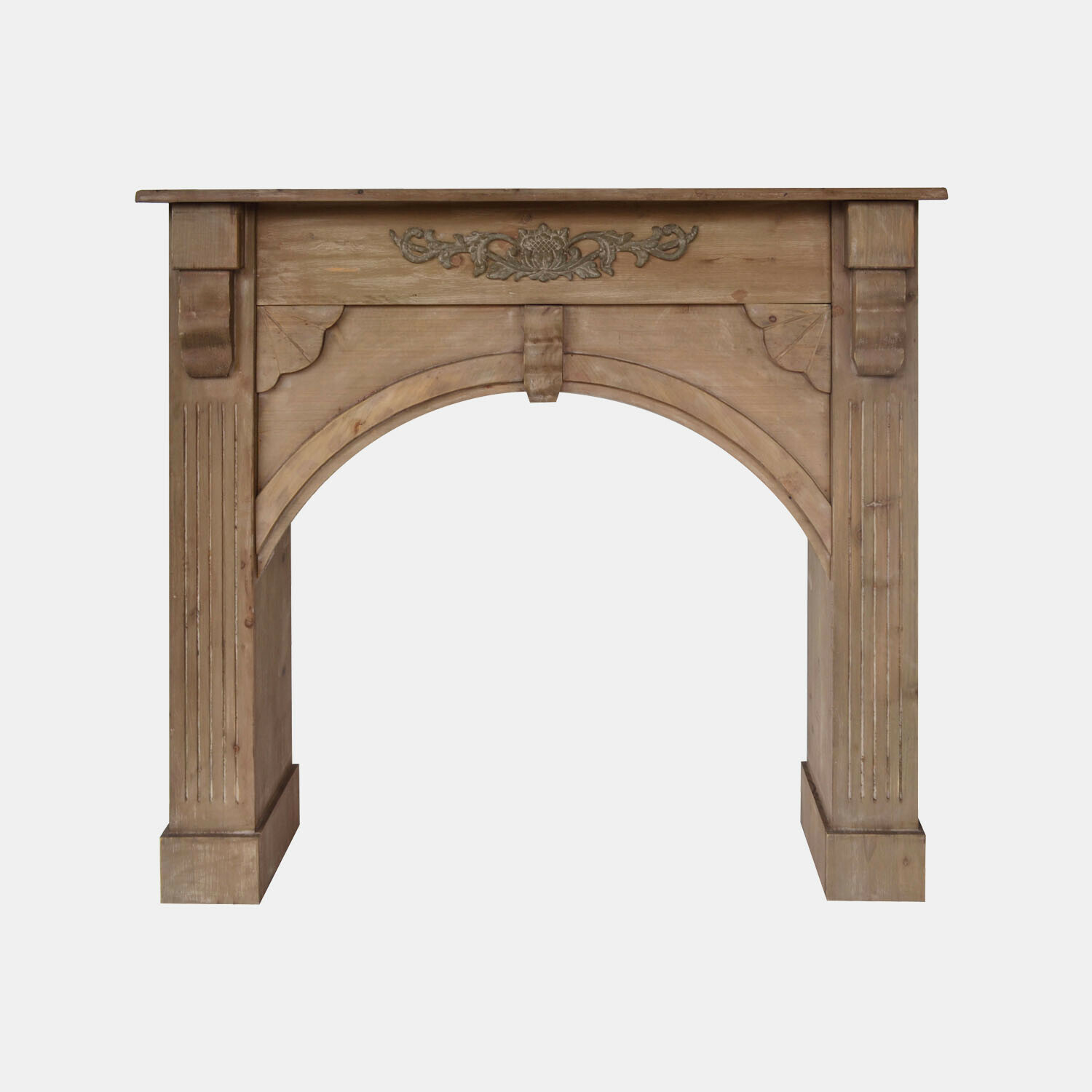 Kaminkonsole Maxwell aus Holz in antikbraun mit dekorativem Schnitzereimotiv, Vintage-Stil