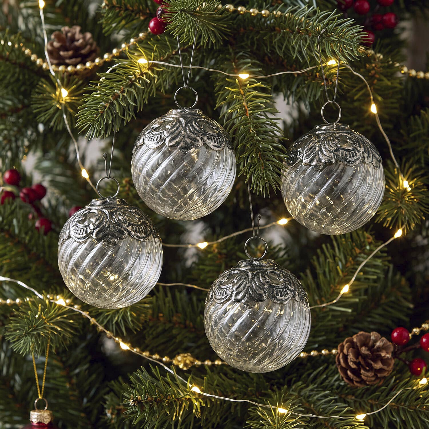 Weihnachtskugel 4er Set Valévoise