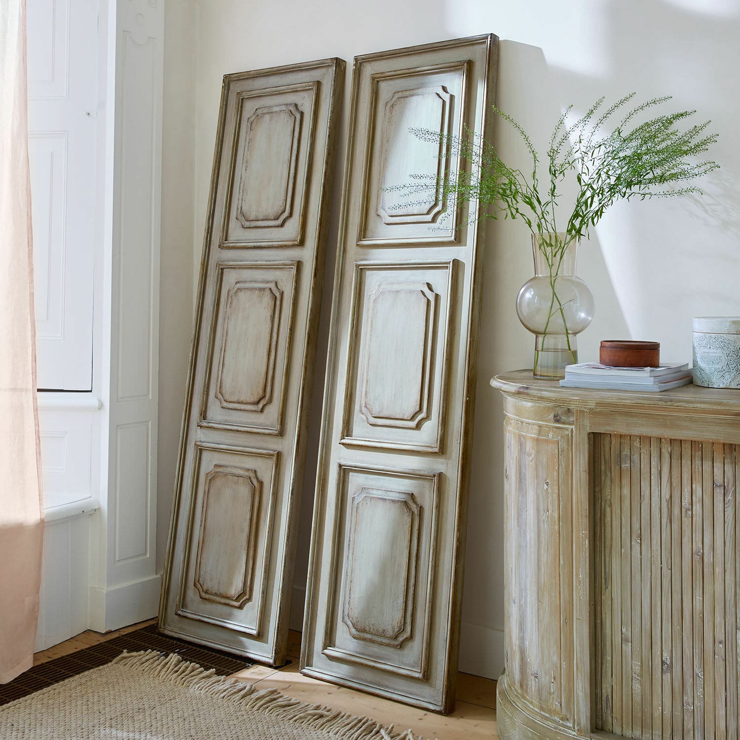 Paneel 2er Set Dovire Zwei Vintage-Holzpaneele in Beige mit Patina, dekorative Wandverkleidung im Landhausstil