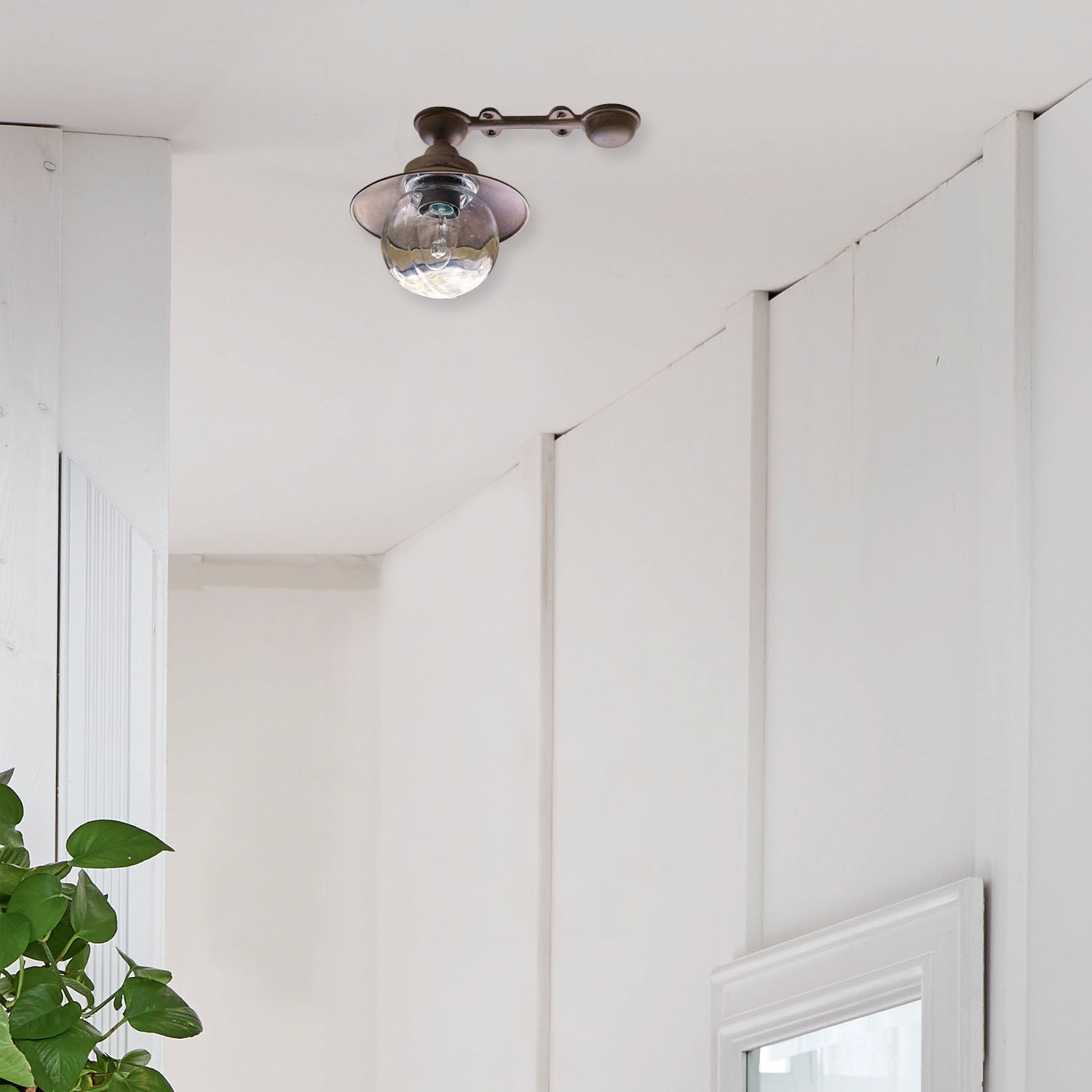 Aussenwand- & Deckenlampe Averjal