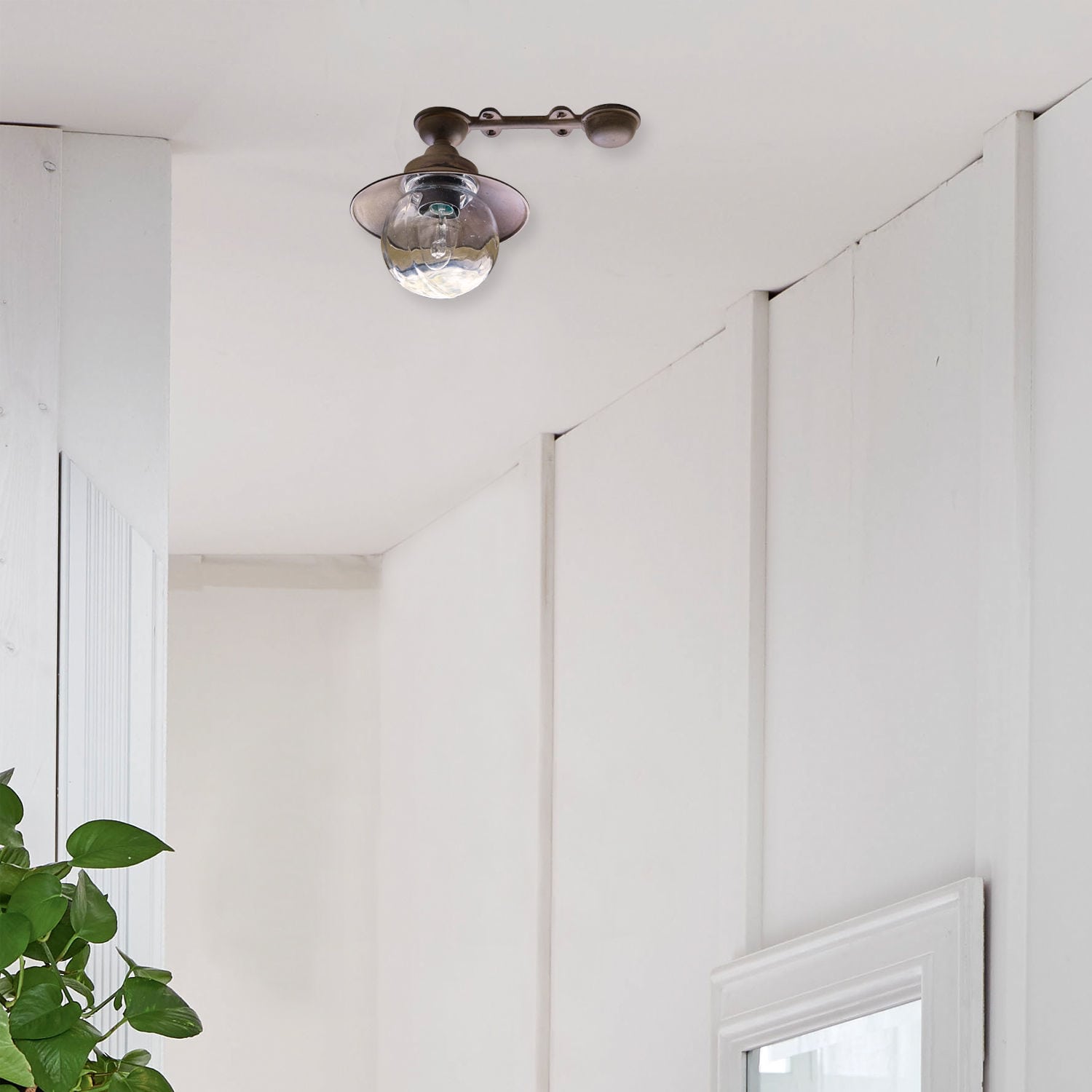 Aussenwand- & Deckenlampe Averjal