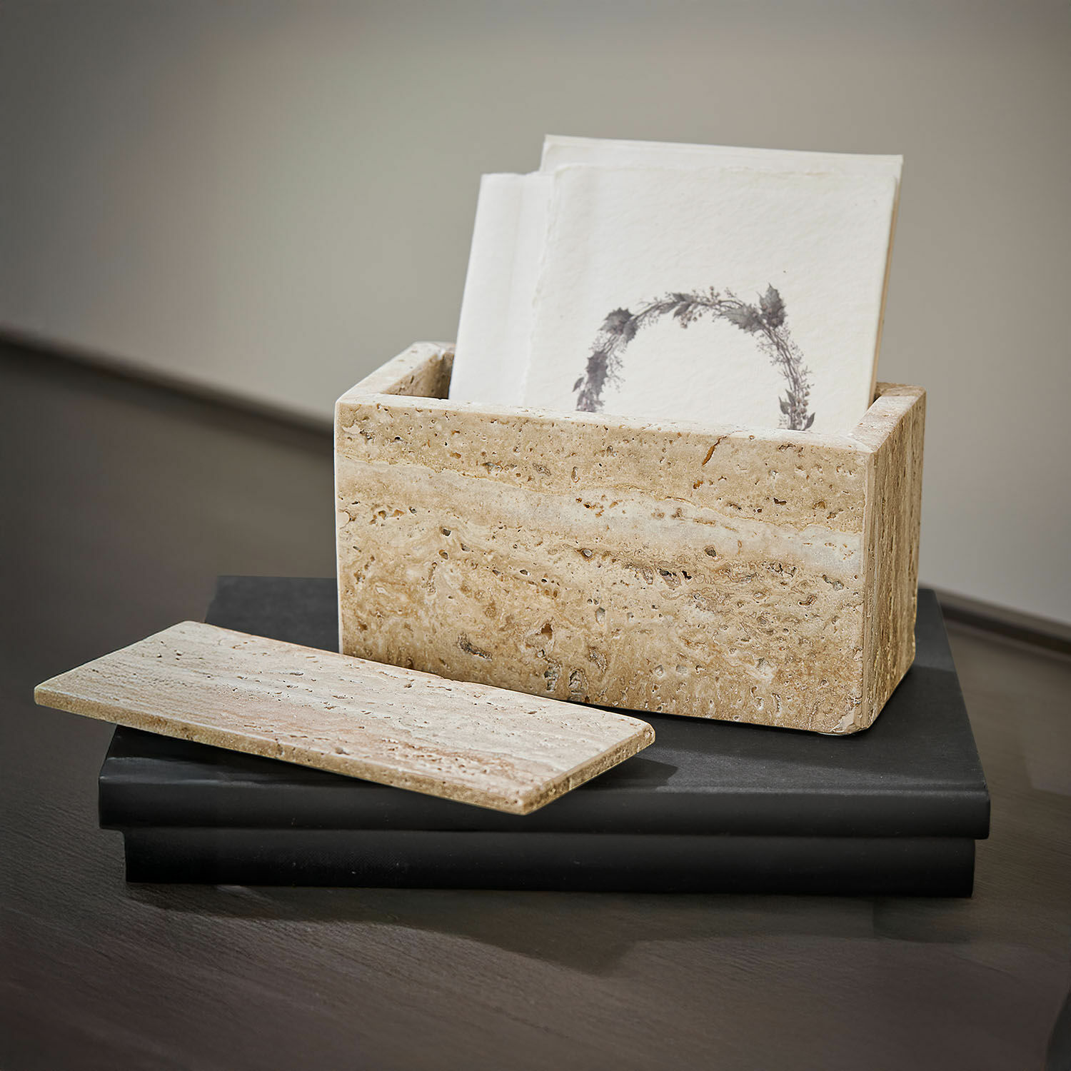 Box Tavone Beiger Travertin-Behälter für Servietten, elegantes Accessoire für Tischdekoration