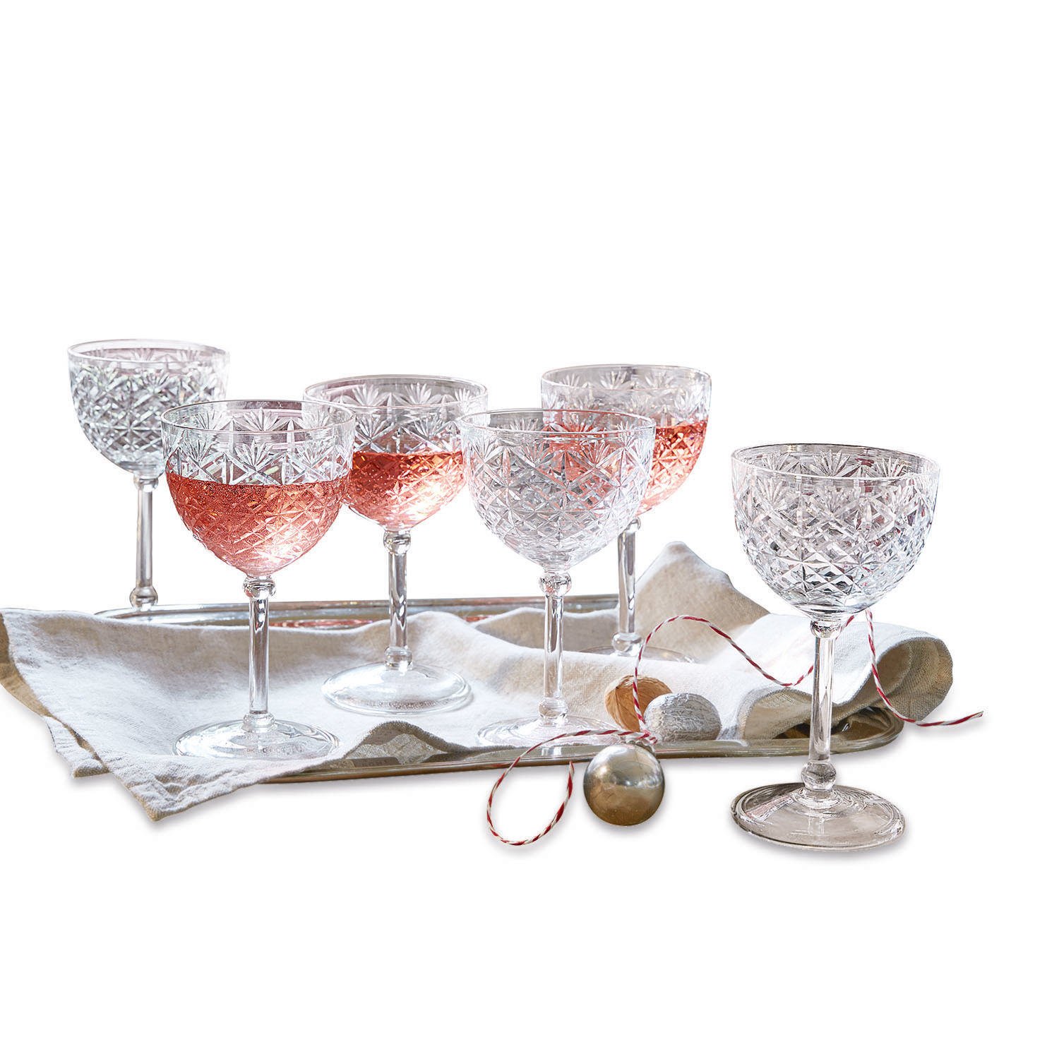 Sektglas 6er Set Olite Sechsteiliges Kristall-Weinglas-Set mit Rosé-Getränk auf Tablett mit Leinenserviette