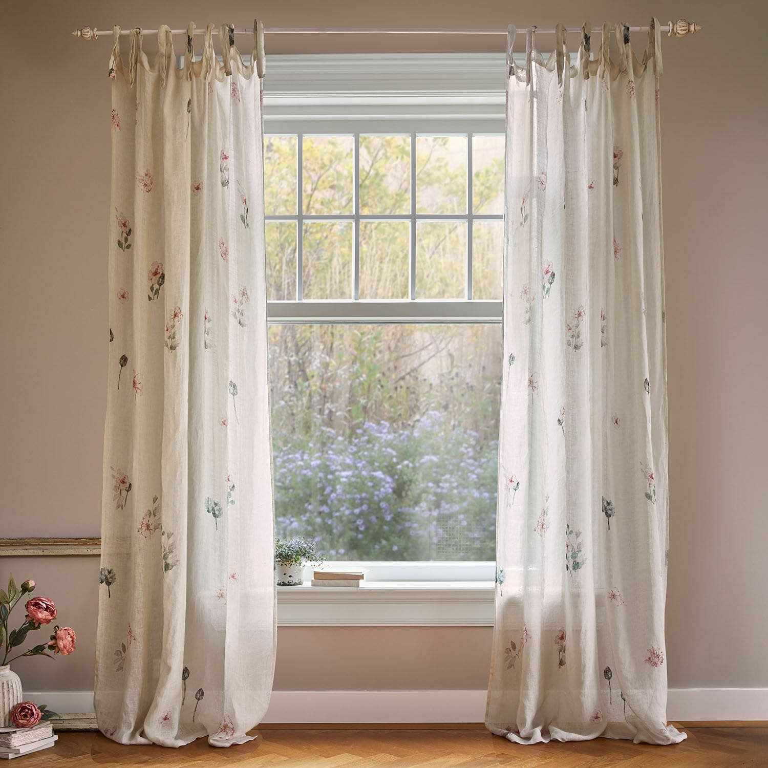Gardine Normelie Transparente Leinenvorhänge in Creme mit zartem Blumenmuster für stilvolle Fensterdekorationen