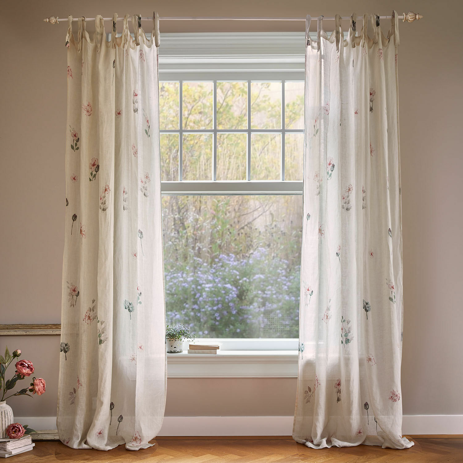 Gardine Normelie Transparente Leinenvorhänge in Creme mit zartem Blumenmuster für stilvolle Fensterdekorationen