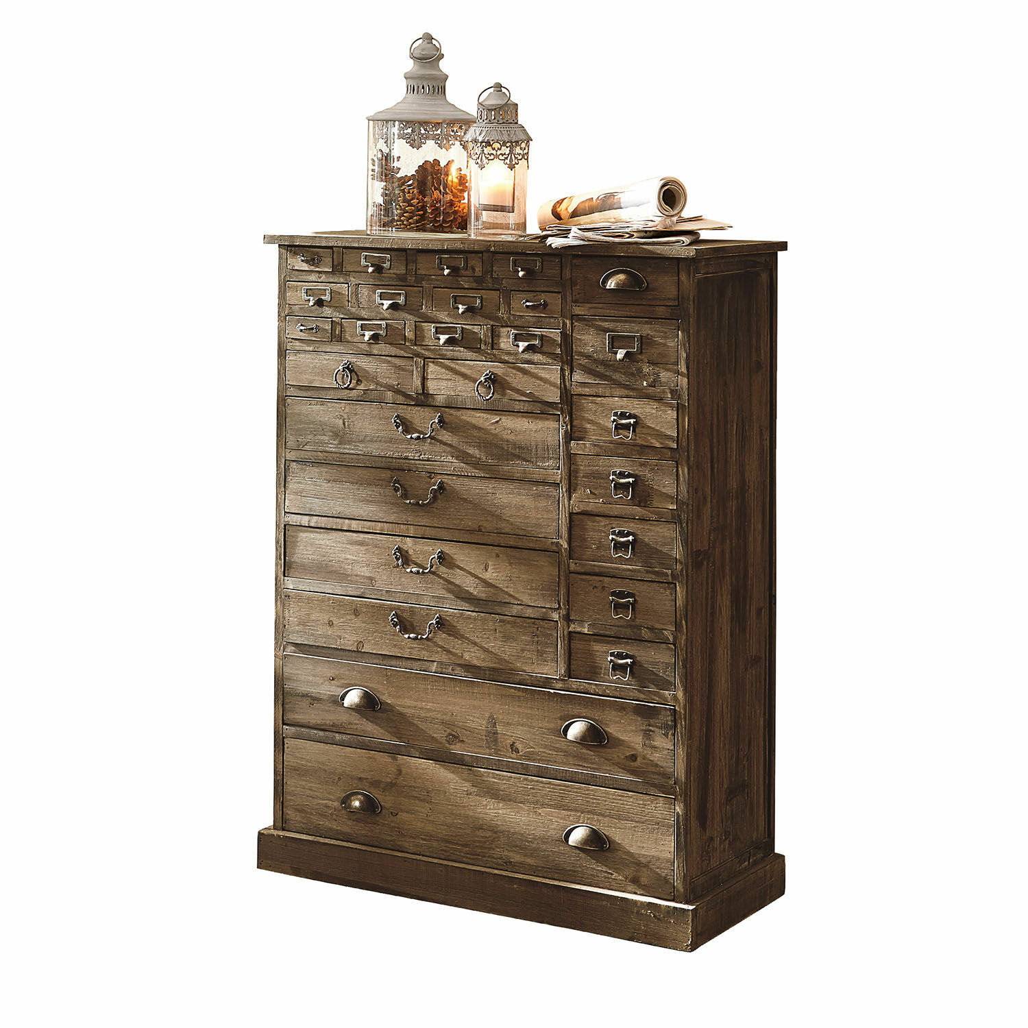 Kommode Darling Braune Holzkommode mit vielen Schubladen und Metallgriffen für vielseitige Aufbewahrung.