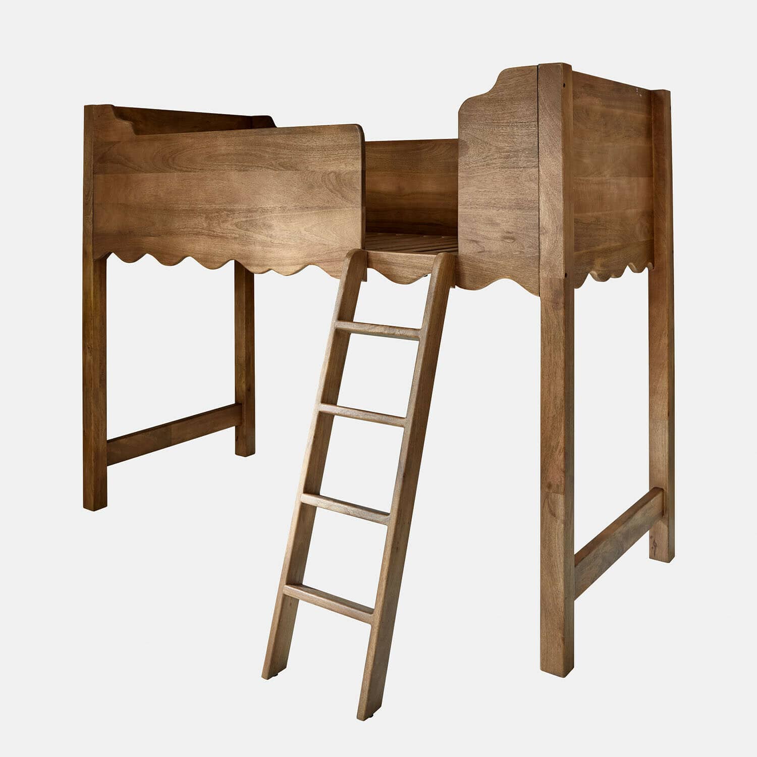 Hochbett Jomilas Hochbett aus braunem Naturholz mit Leiter, ideal fürs Kinderzimmer