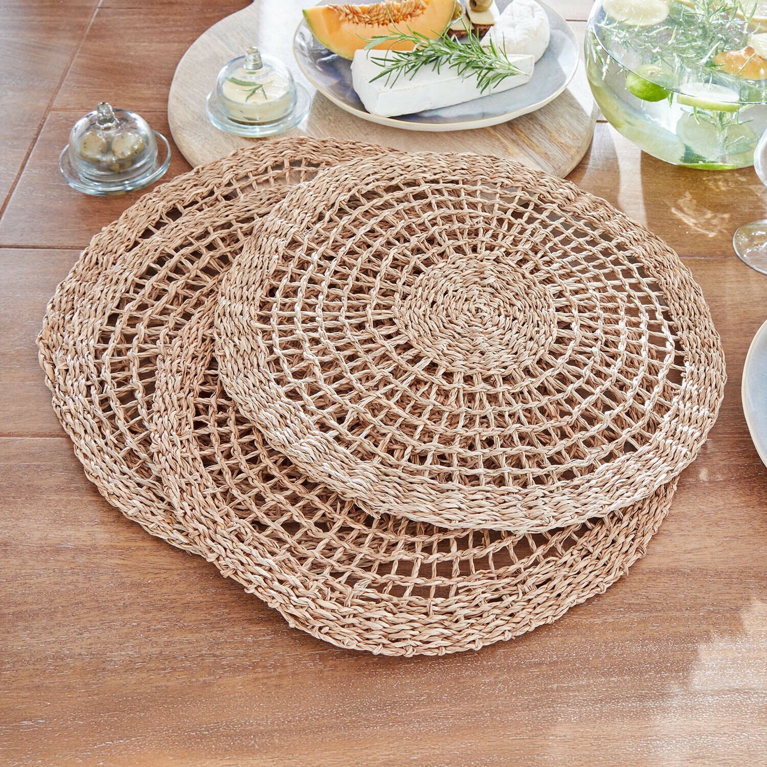 Platzset 4er Set Sauvrelle Drei runde Tischsets aus natürlichem, geflochtenem Material in Beige für den Esstisch