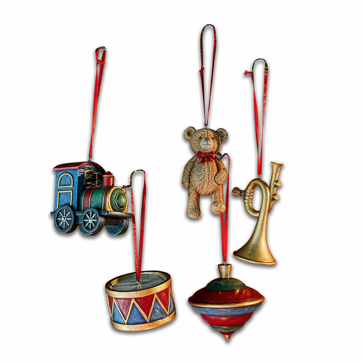 Anhänger 5er Set Dassa Set aus fünf Metall-Weihnachtsanhängern: Lokomotive, Trommel, Teddybär, Kreisel und Trompete mit roten Bändern.